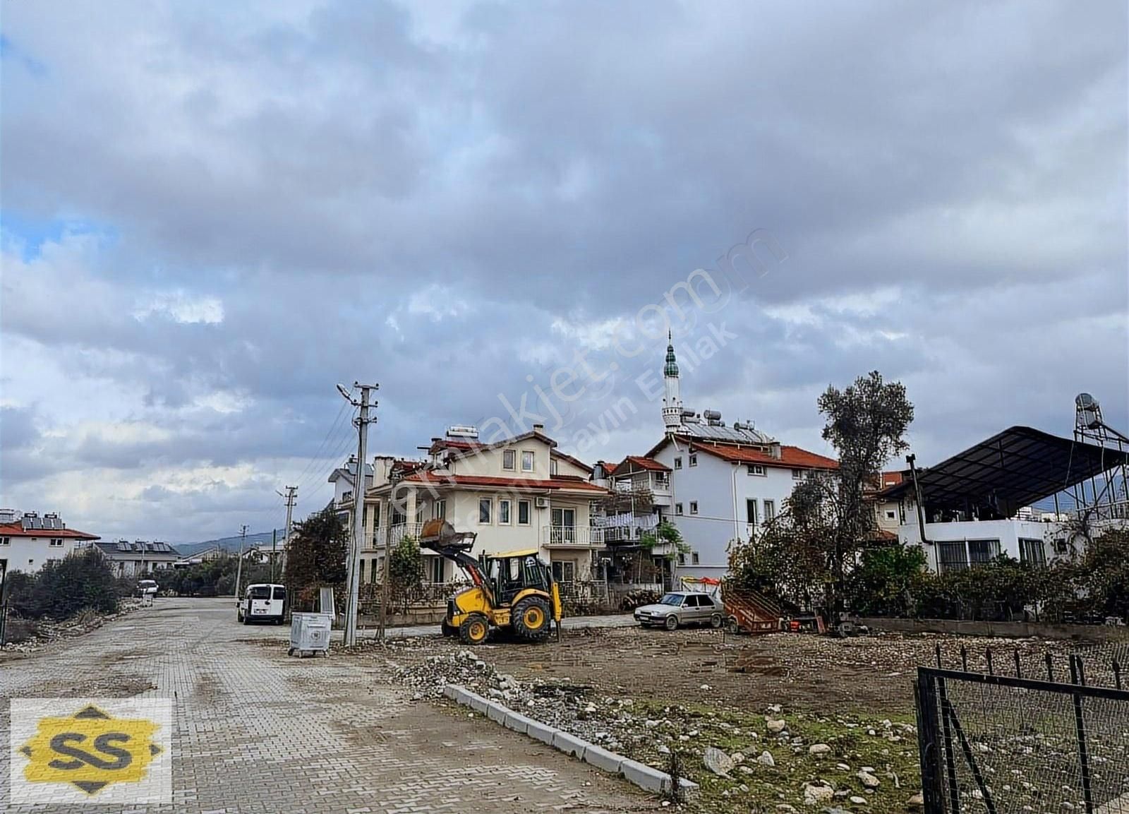 Muğla Seydikemer Gerişburnu'nda Satılık %30 İmarlı Köşe Parsel