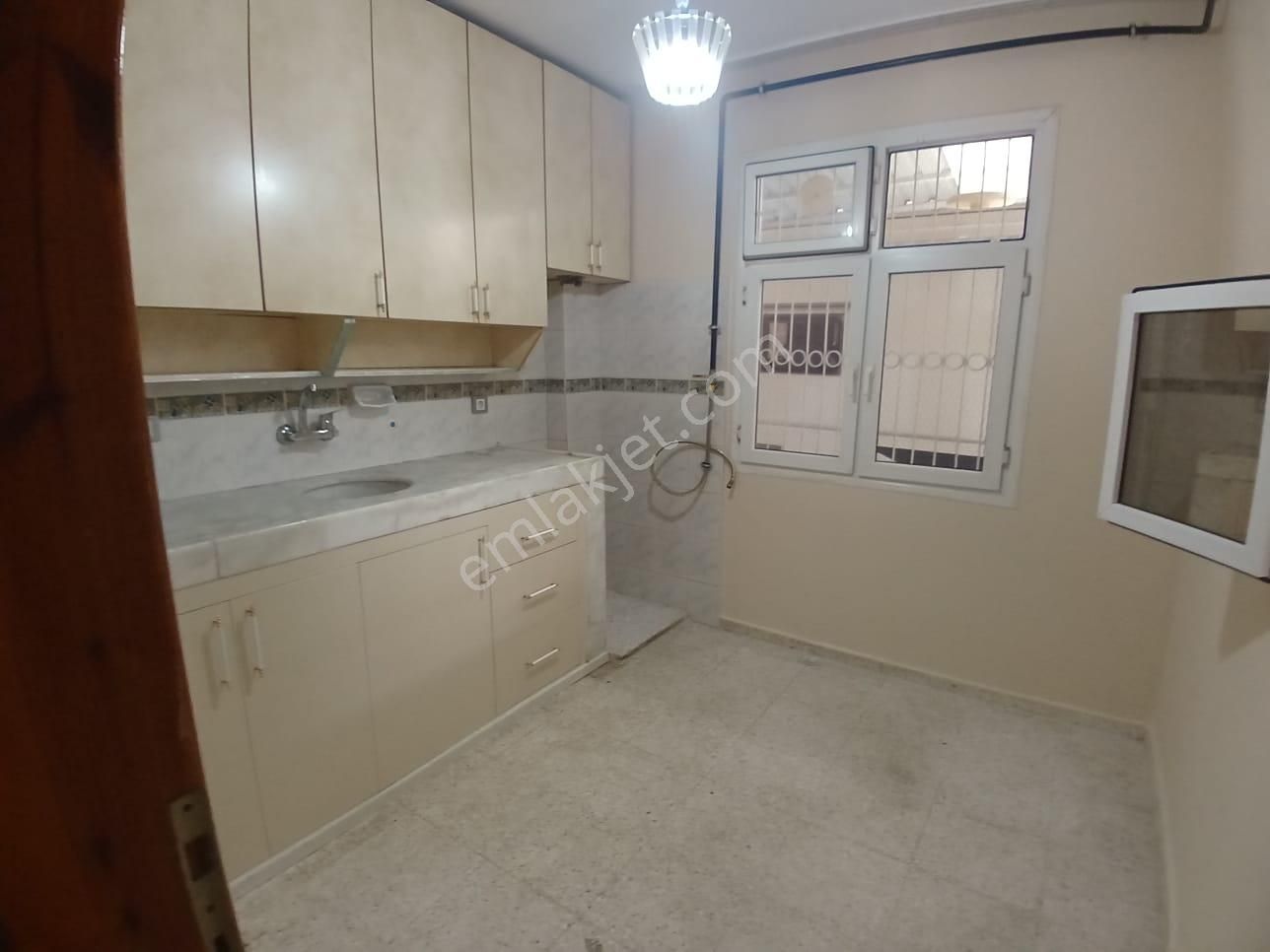 Adana Yüreğir Ptt Evlerinde Doğalgaz Sobalı Aylık Olarak Kiralık 3+1!!açıklama Okuyalım!!