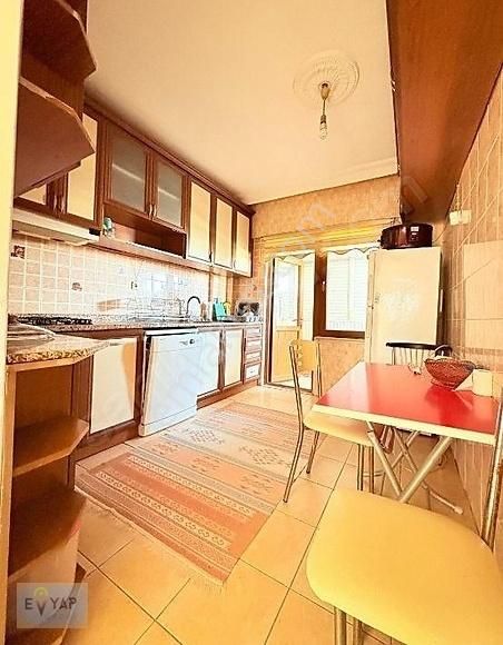 Evyaptan Özdilek Avm Dibinde 2+1 Katta Eşyalı Daire