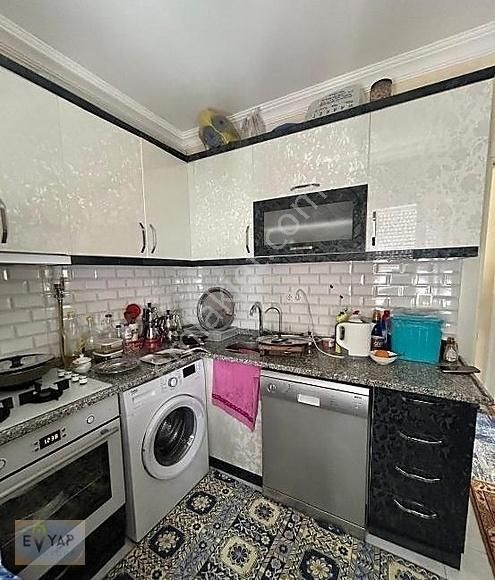 Ahatlı'da 2+1 Arakat Asansörlü Satılık Daire