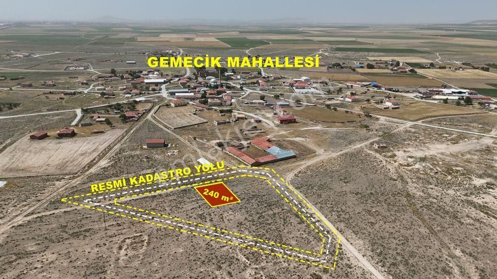 Konya / Cihanbeyli / Gemecik Mahallesinde 240 M² Hisse Tapulu İmarlı Arsa