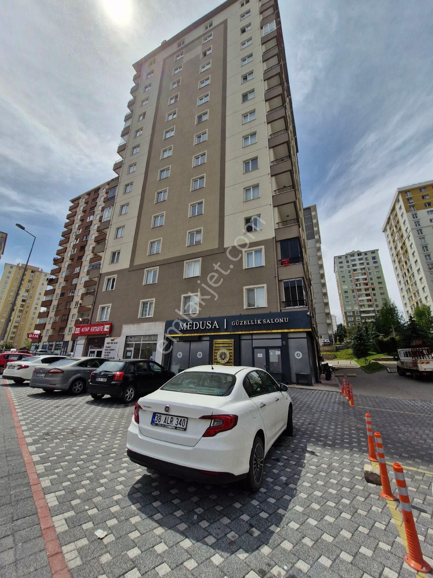 Talas Mevlana Mahallesinde 2+1 Eşyalı Kiralık Daire