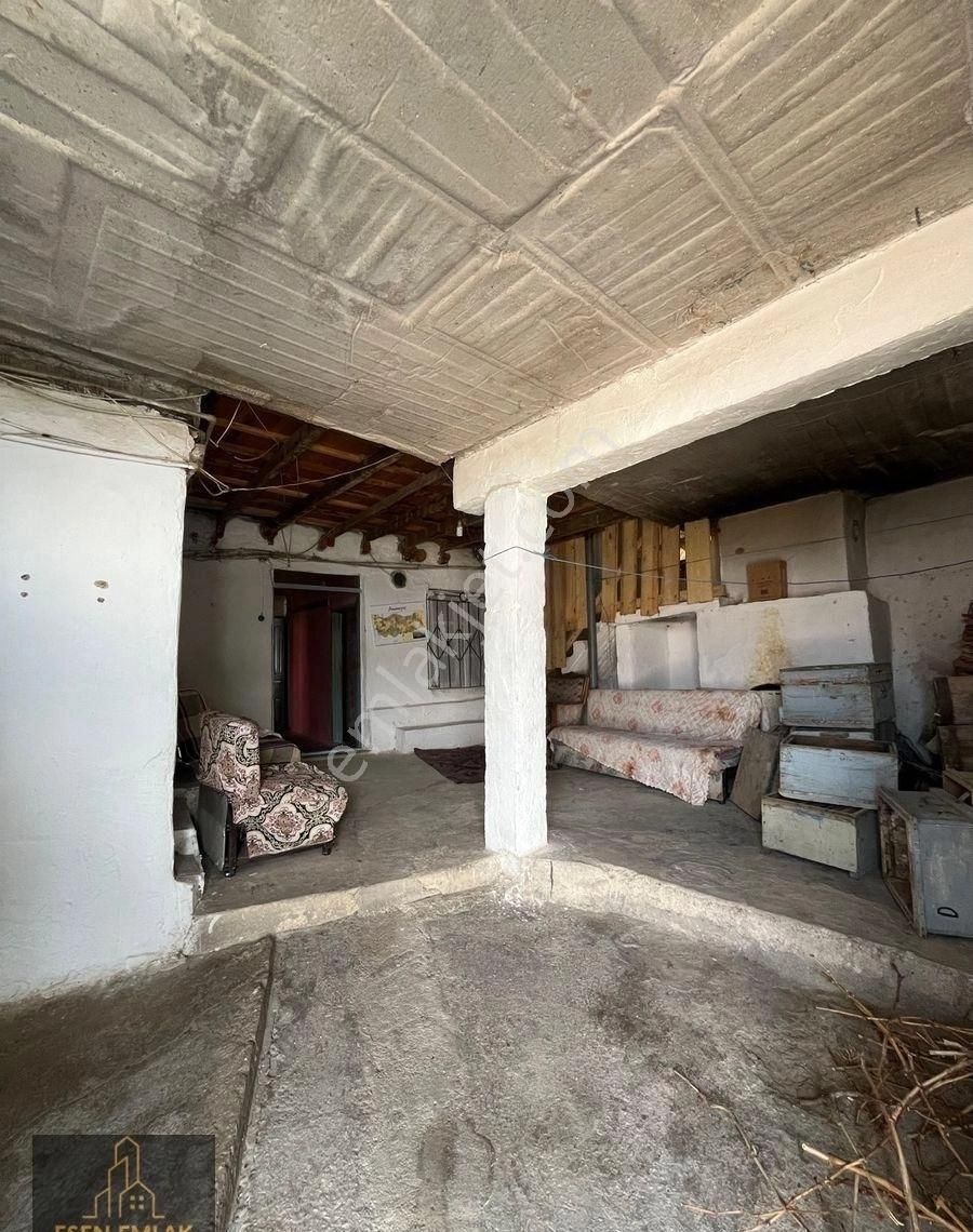 Antalya Elmalı Toklular Mah'de Vahab-ı Ümmi Türbesinin Yanında 2 Katlı Satılık Müstakil Bina - Görsel 6