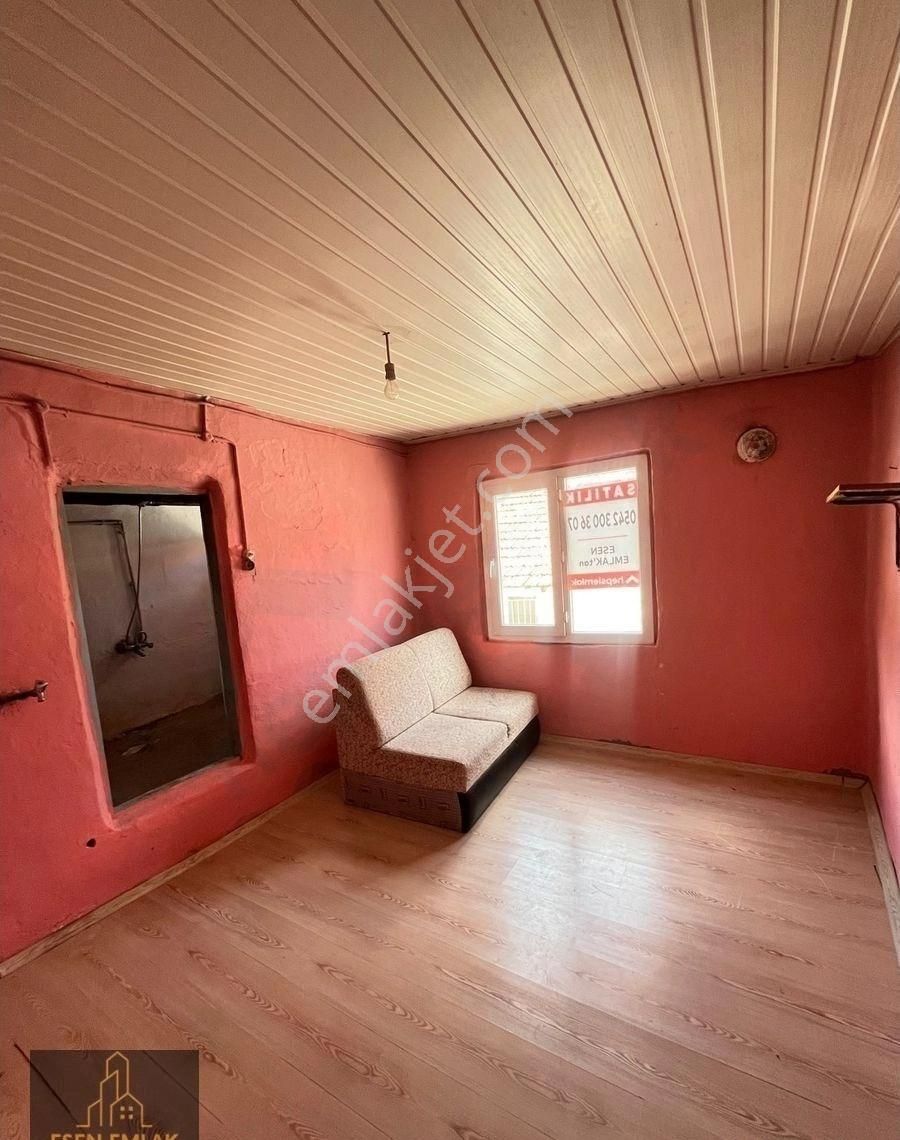 Antalya Elmalı Toklular Mah'de Vahab-ı Ümmi Türbesinin Yanında 2 Katlı Satılık Müstakil Bina - Görsel 13