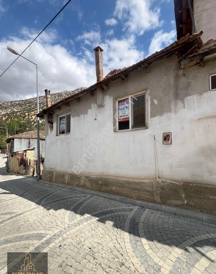 Antalya Elmalı Toklular Mah'de Vahab-ı Ümmi Türbesinin Yanında 2 Katlı Satılık Müstakil Bina - Görsel 15