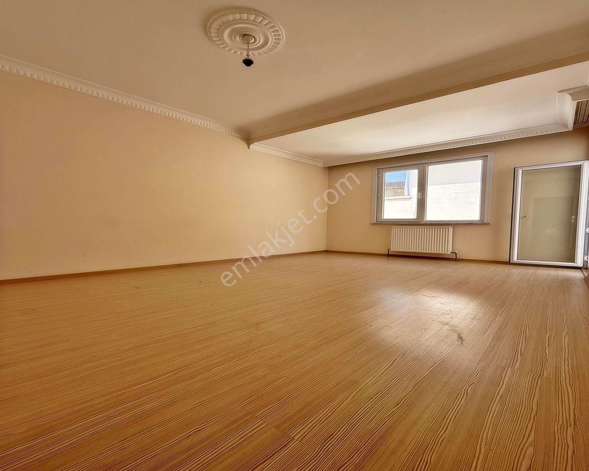 Soft Yapı' Dan Mehmet Akif Ersoy 2+1 Çift Balkonlu Kiralık Daire