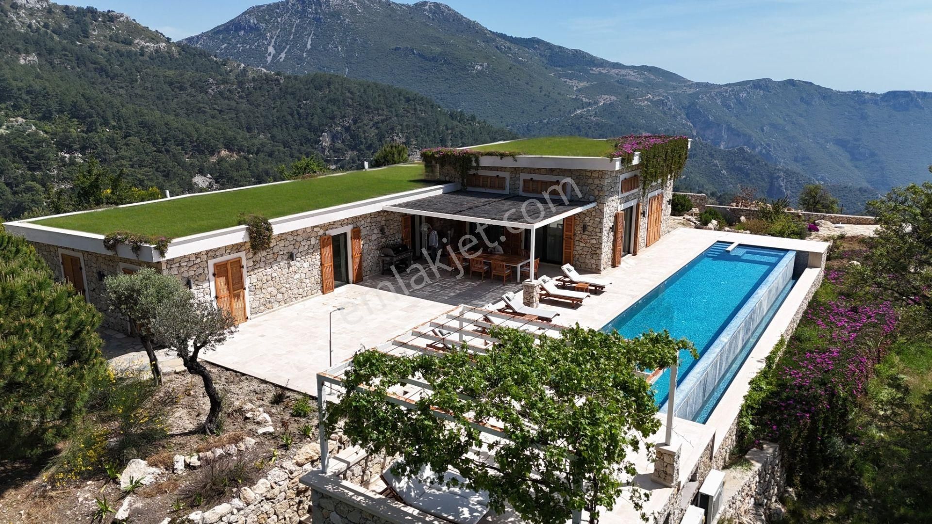 Goldhouse Dan Satılık Villa Deniz Manzaralı Ultra Lüks 4+1 - Görsel 3