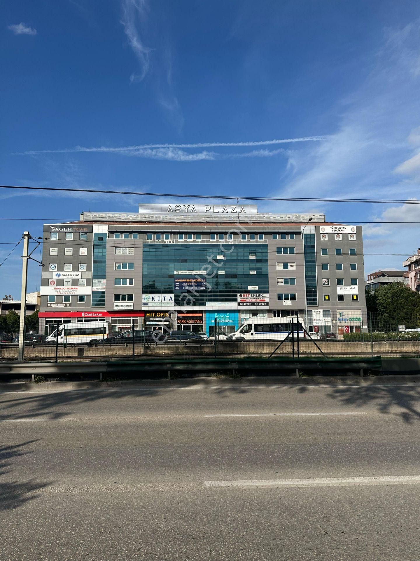 Mudanya Yoluna Cepheli 200 M2 Satılık 2 Katlı Dükkan