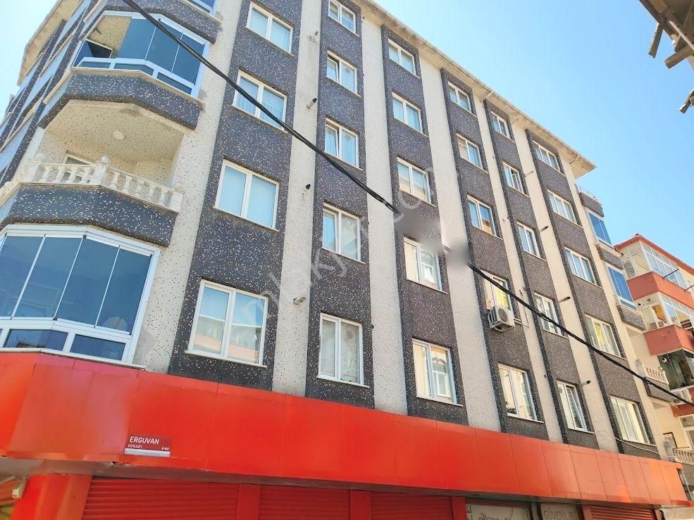 İsa Gayrimenkul Den Merkez Cami Civarı 3+1 Arakat Daire