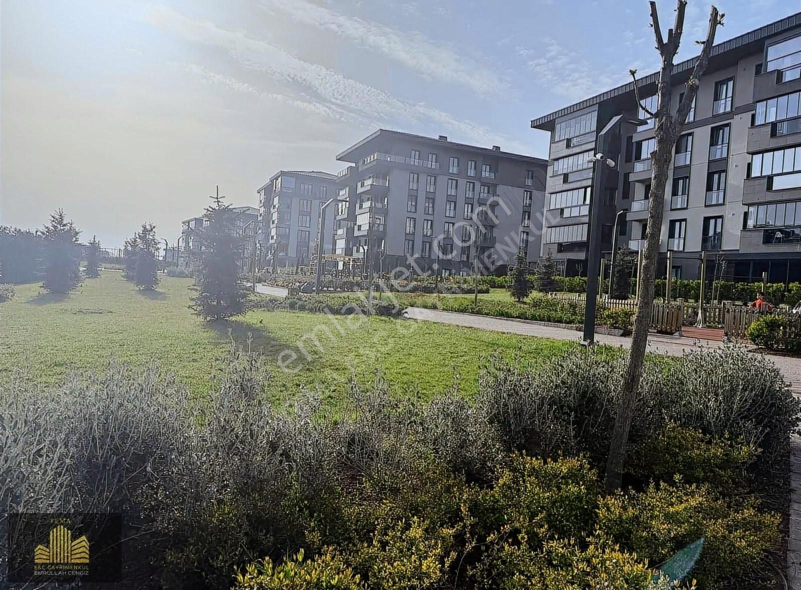 E&c Tema İstanbul 2 De Satılık 3+1 2010 M2 Manzaralı Daire
