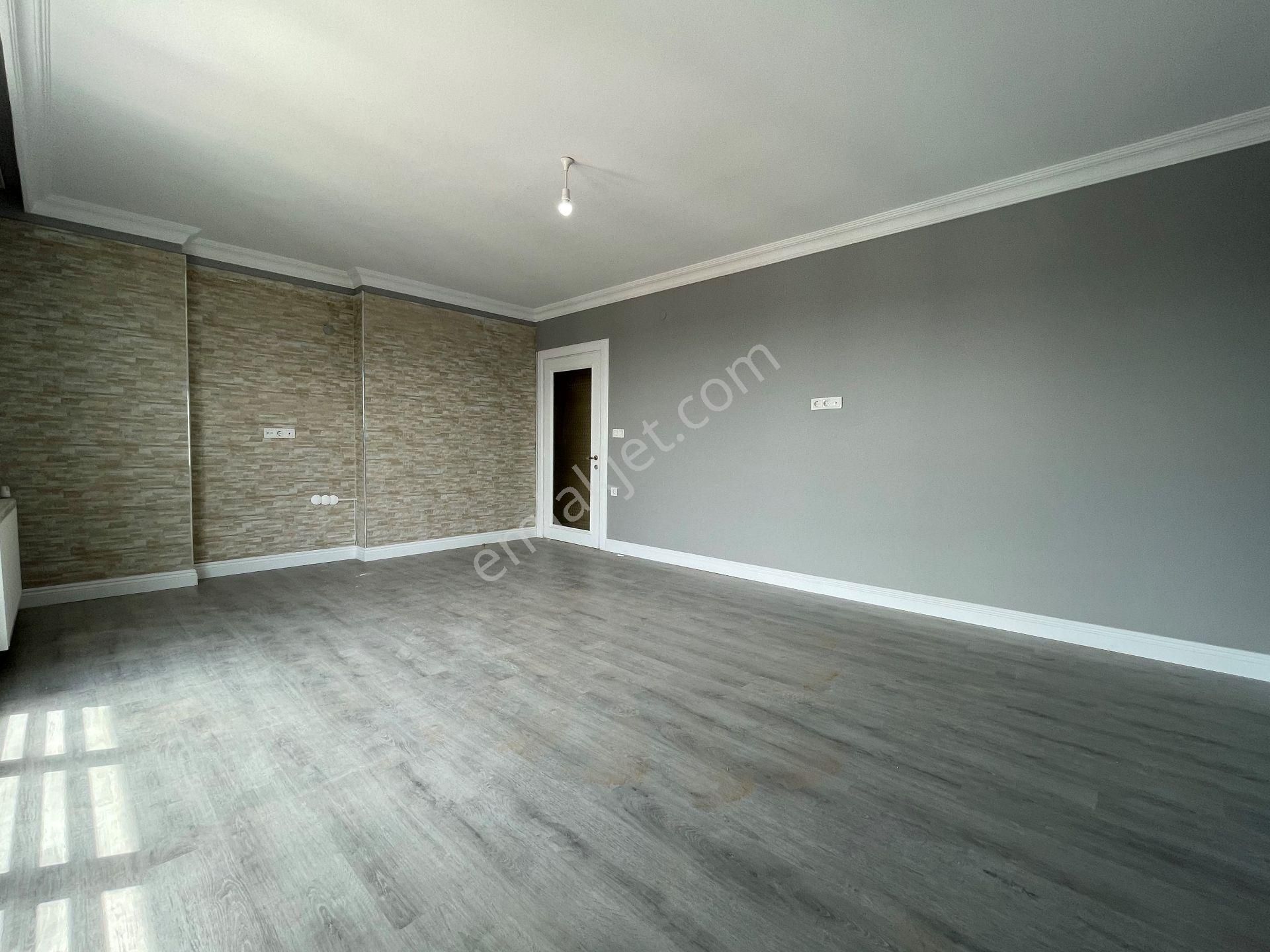 İstanbul House'dan Bağcılar'da Geniş 5+2 Dubleks Daire