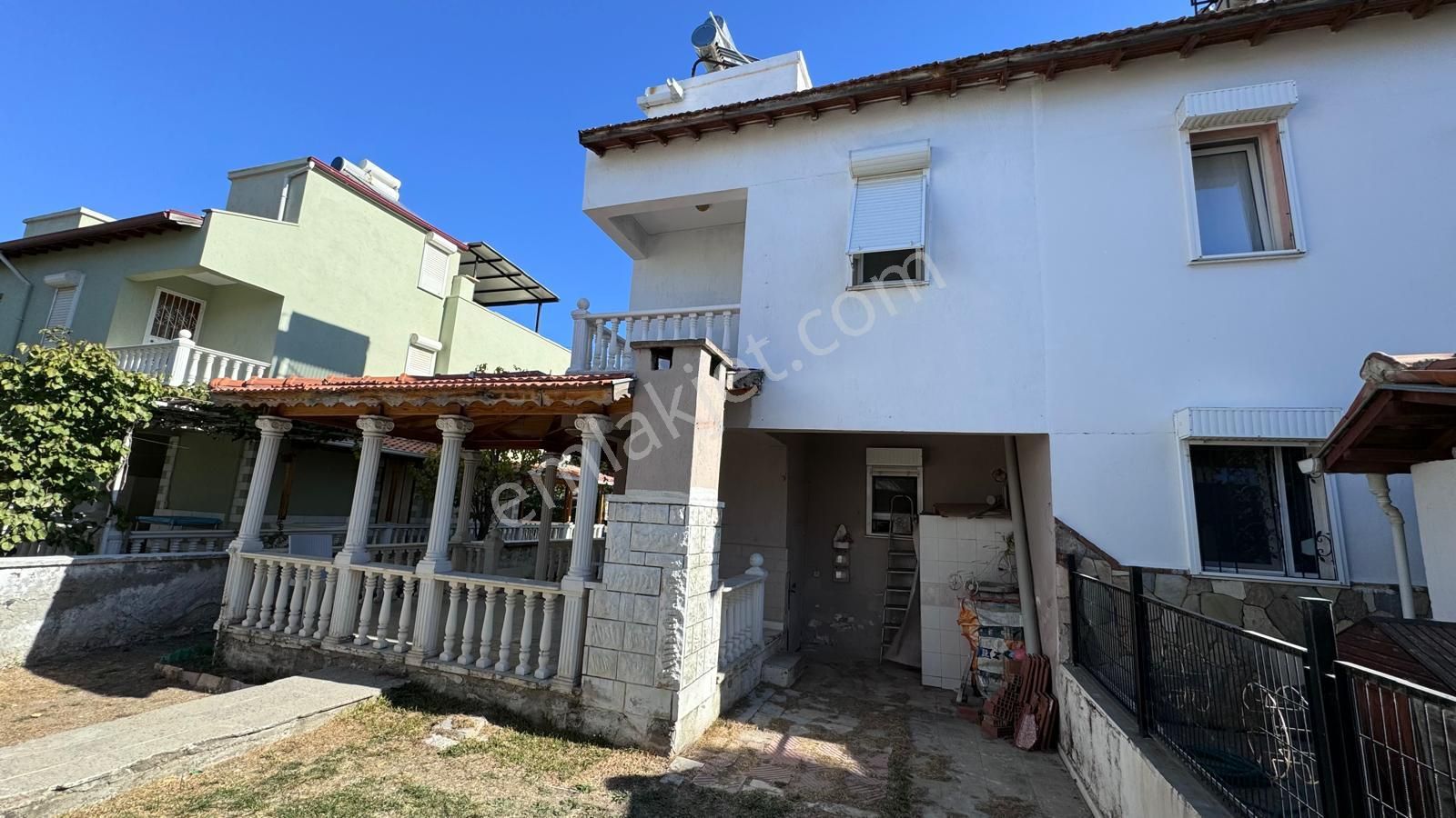 Dikili Cumhuriyet Mah. Fırsat Villa Satılıktır. - Görsel 33