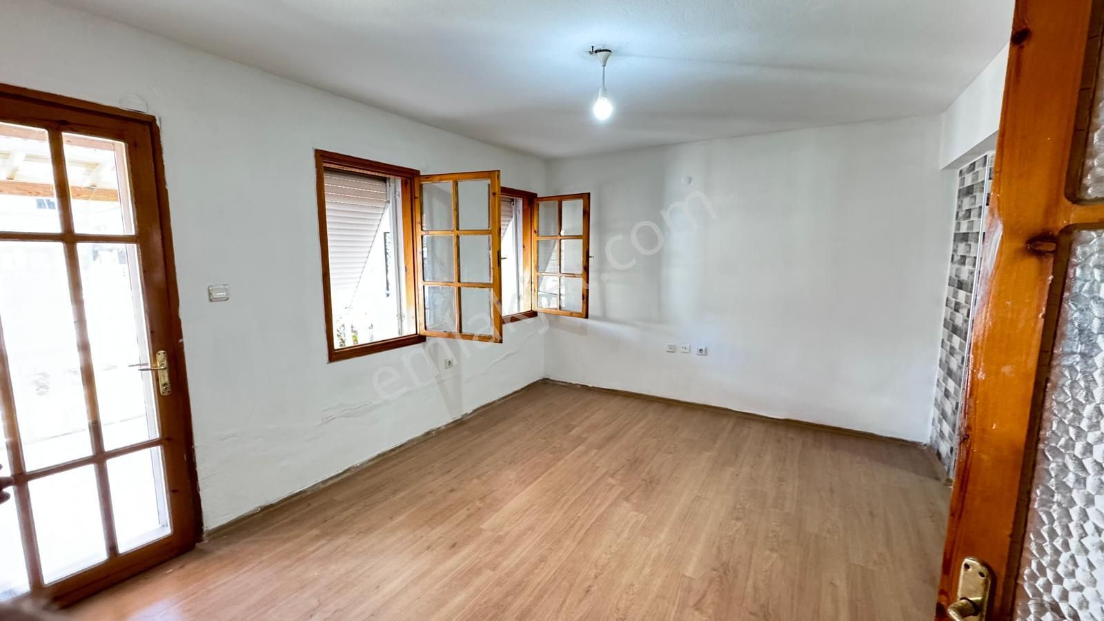 Dikili Cumhuriyet Mah. Fırsat Villa Satılıktır. - Görsel 10