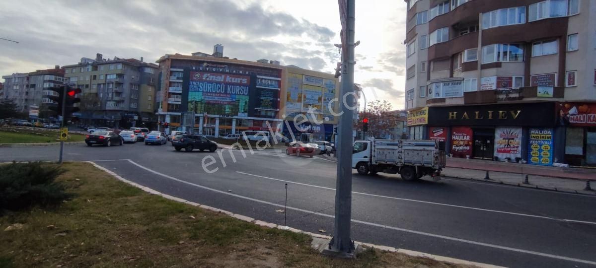 Çorlunun En Büyük Döner Kavşağında Satılık Daire (işyeri)p.no.1755 M - Görsel 24