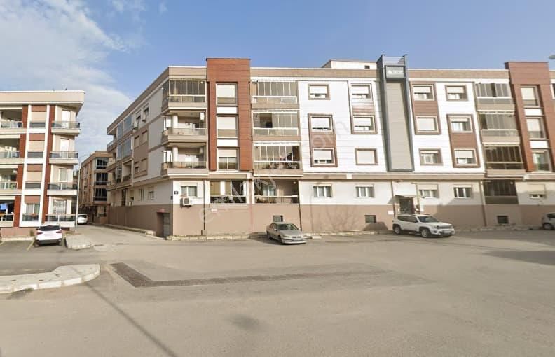 Gaziemir Irmak Mahallesinde 3+1 Satılık Daire