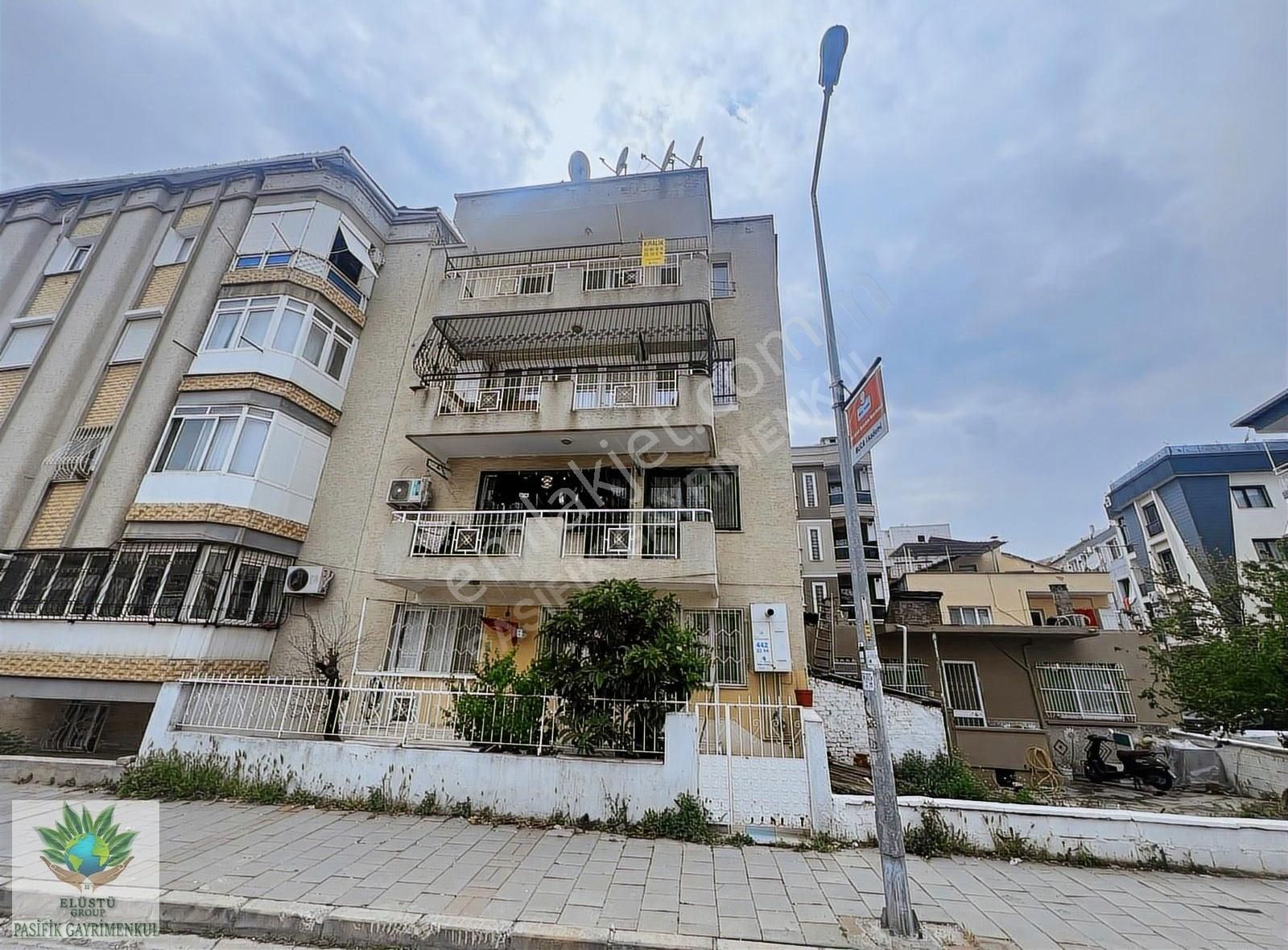 Pasifikten Şirinyer İzban Karşısında Çift Cephe Geniş 3+1 Daire