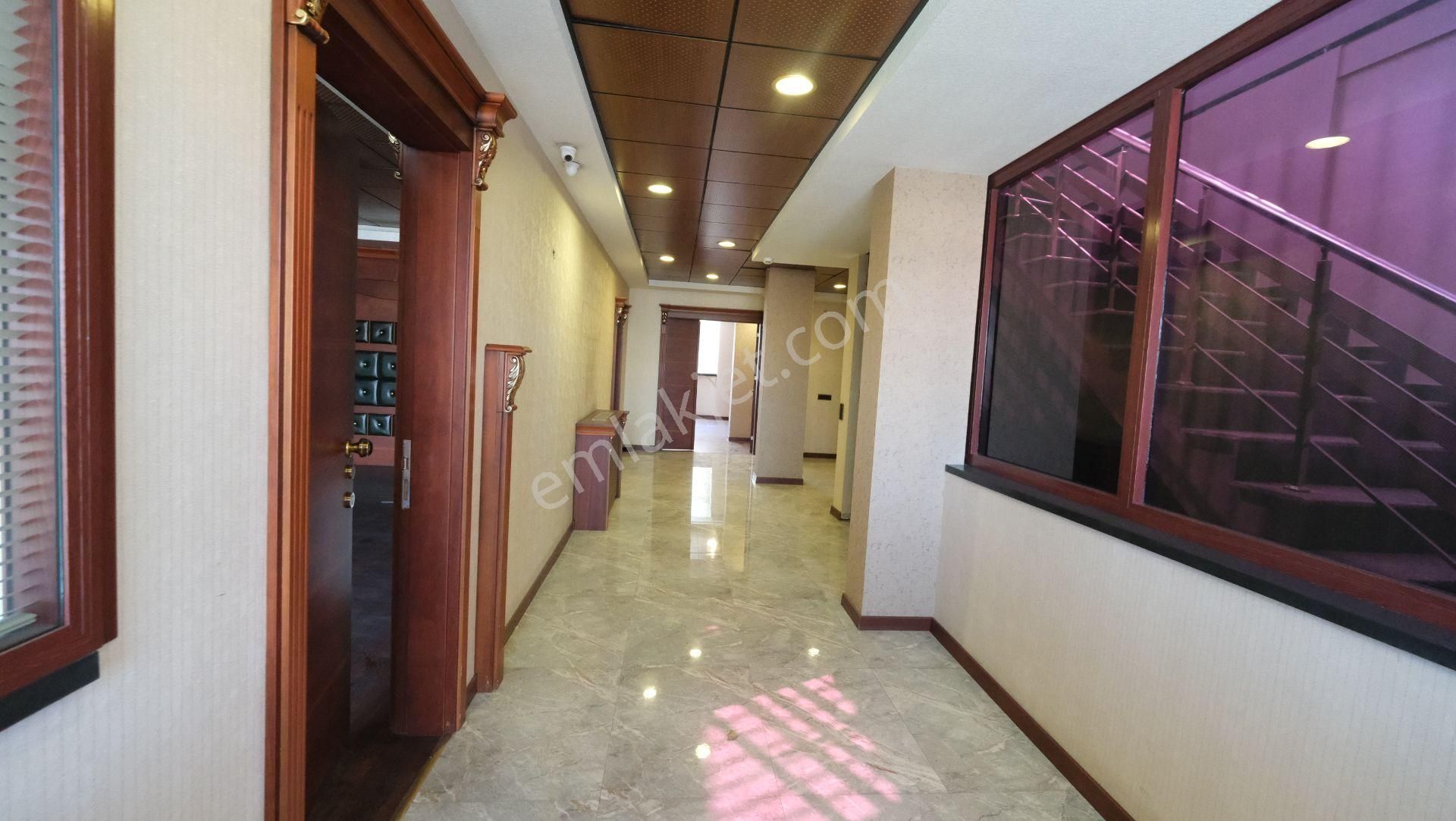 Ankara Gimart Erciyes Sitesinde Satılık Lüks Ticari Bina - Görsel 13