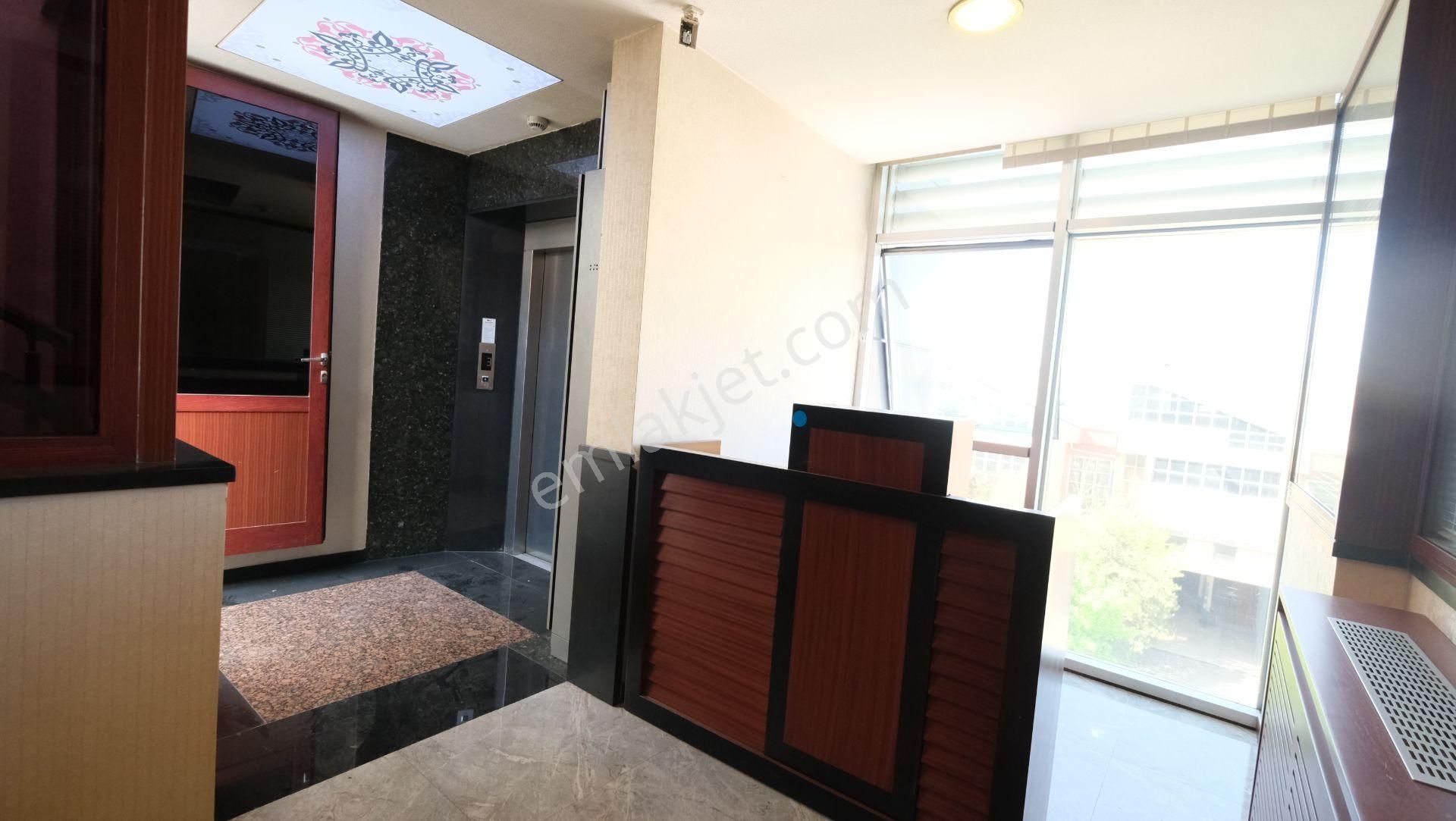 Ankara Gimart Erciyes Sitesinde Satılık Lüks Ticari Bina - Görsel 12