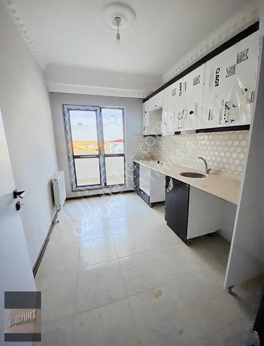 **özyurt Yatırım A.ş Den Merkezi Konumda 3+1 Daire**