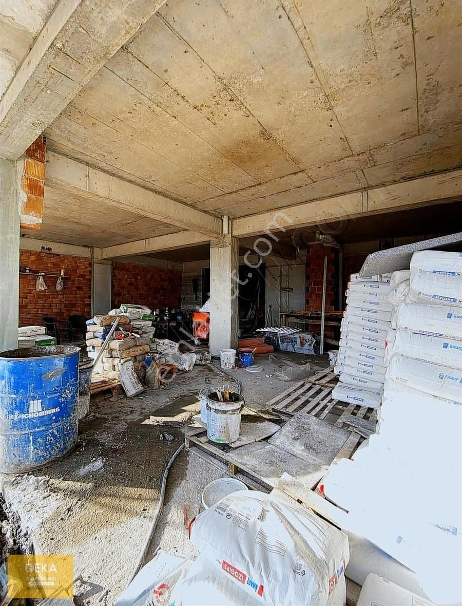 Deka Gayrimenkul'den Sungurlumah. Satılık Yolacephe 125m2 Dükkan