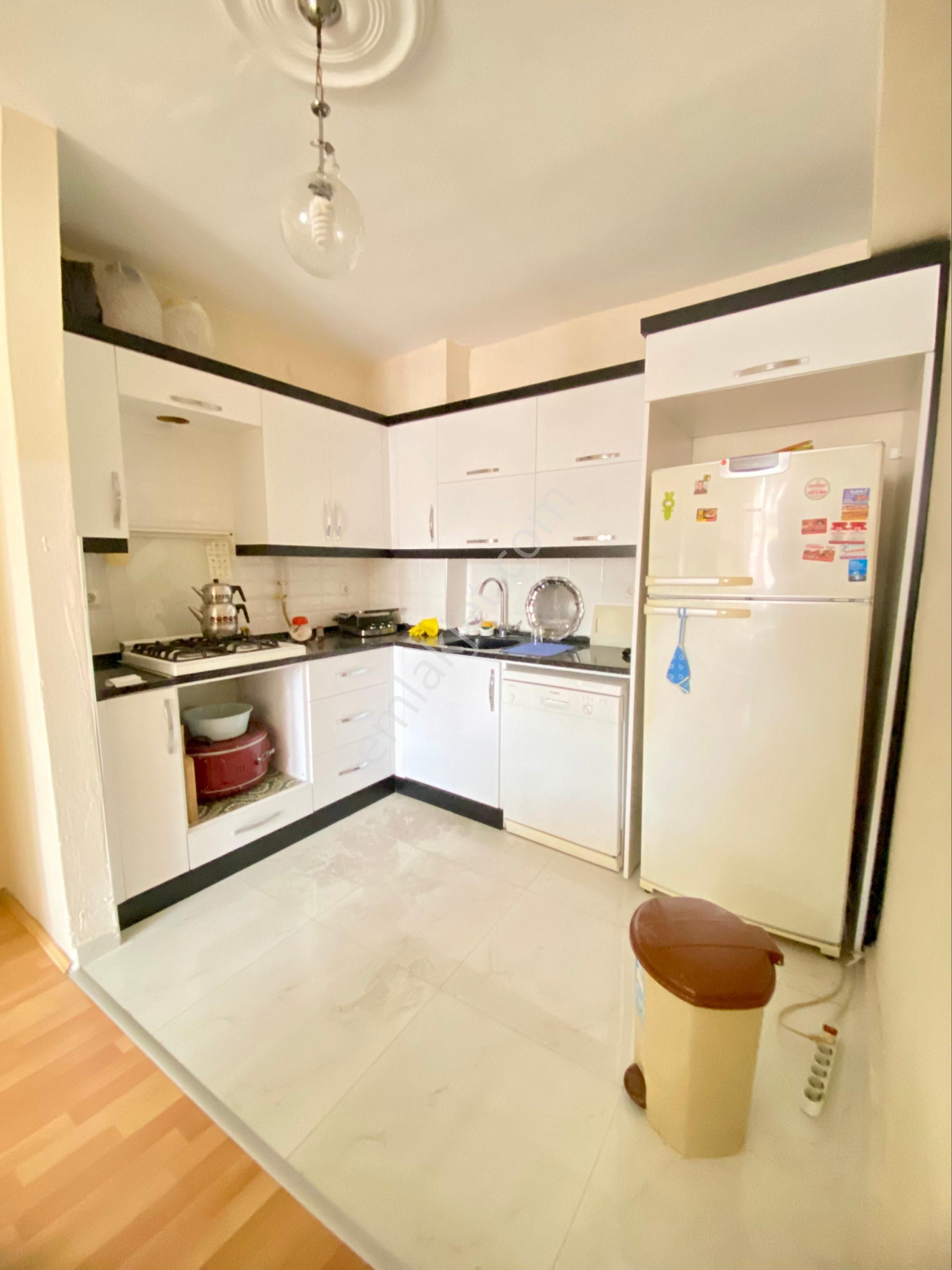 Ayr Gayrimenkul’den Liman Mah 3+1 2.kat Ara Kat Çift Balkonlu 125m2 Masrafsız Fırsat Daire