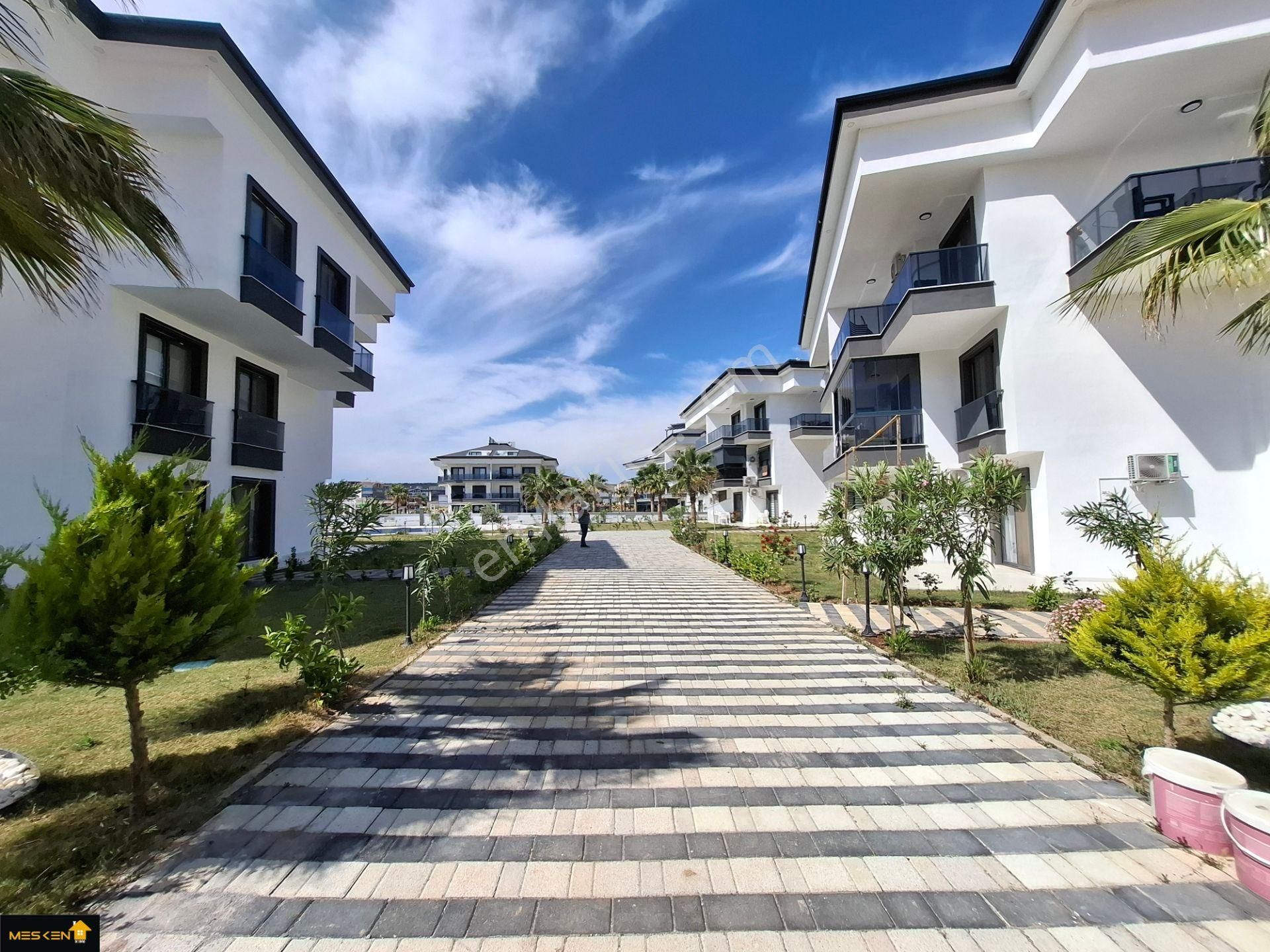 Didim Cumhuriyet Mah.de,24 Saat Güvenlikli Sitede,sıfır Yapı, Geniş 1+1 Daire
