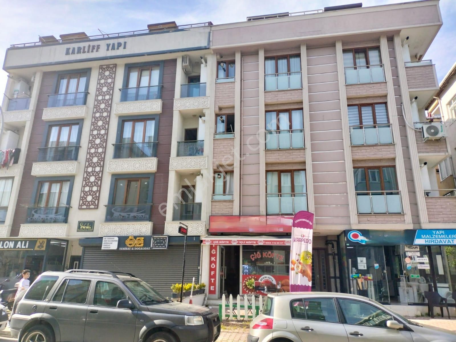 Çekmeköy Çamlık Gaziler Cad.düz Giriş Satılık Dükkan