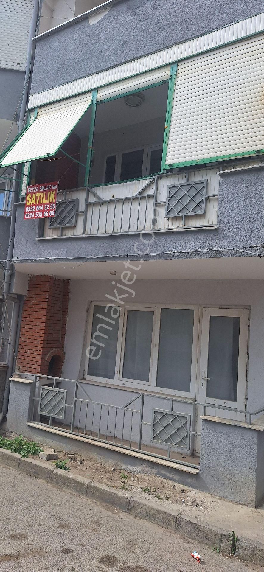 Gemlik K.kumla Feyza Emlak Tan Satılık Denize Yakin Dogalgazli Daire