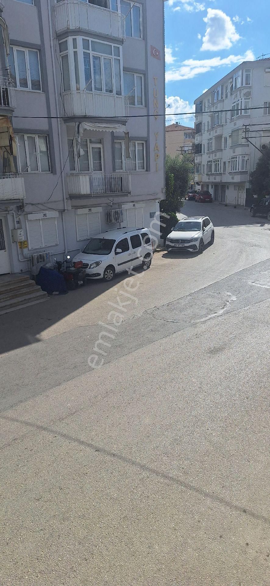 Gemlik K.kumla Feyza Emlak Tan Satılık Denize Yakin Dogalgazli Daire - Görsel 24