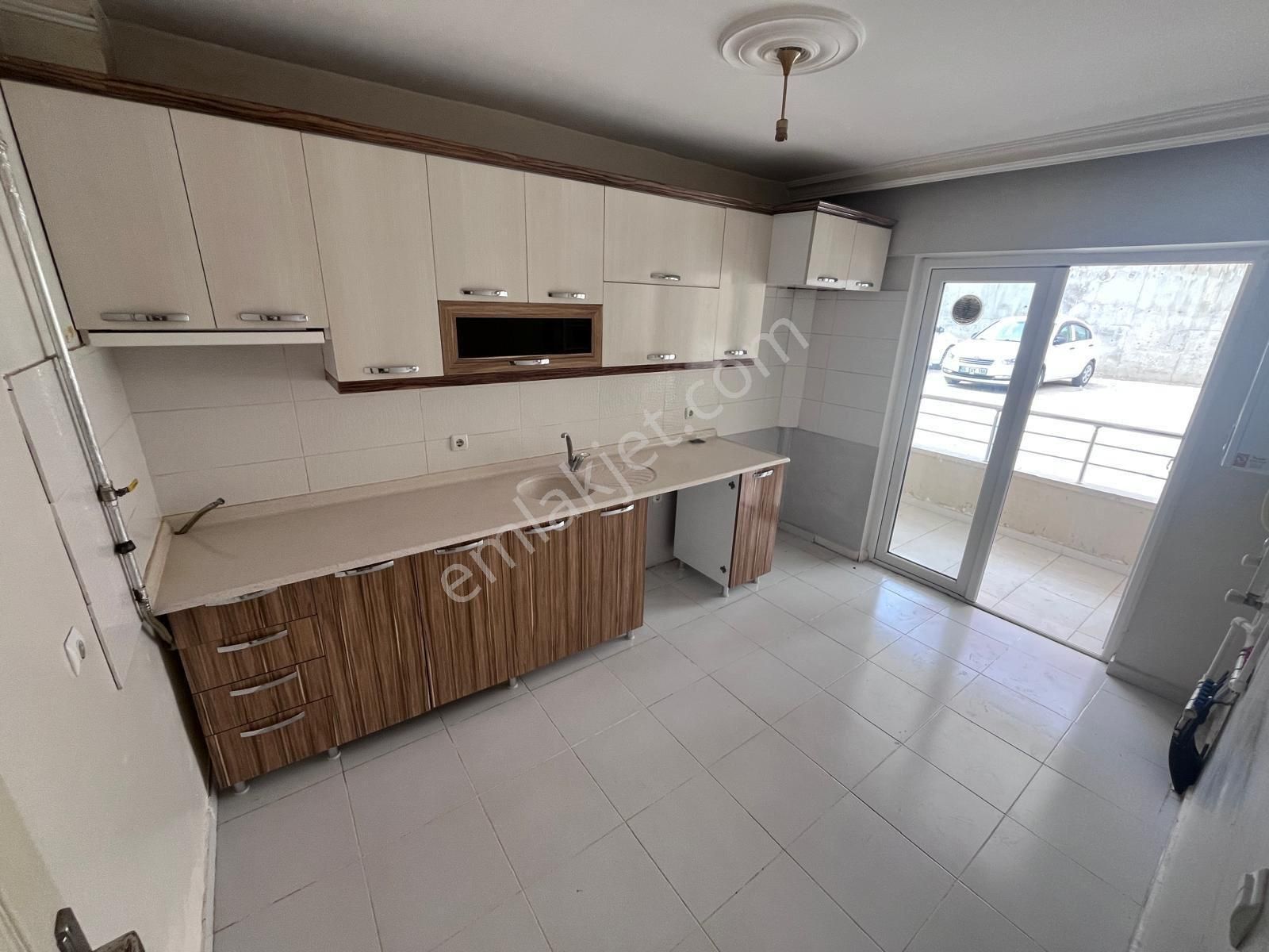 Bayram Gayrimenkulden Tandoğan Mah 3+1 Full Yapılı Satılık Daire