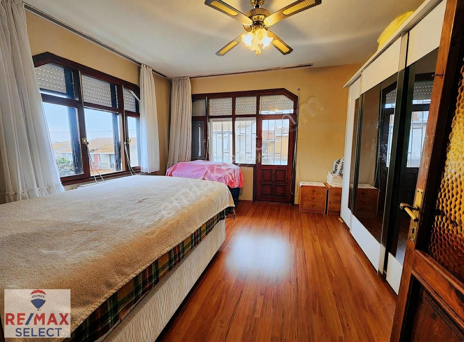 Remax Billur Bakan'dan Silivri Parkköy'de Satılık Dublex Villa - Görsel 11