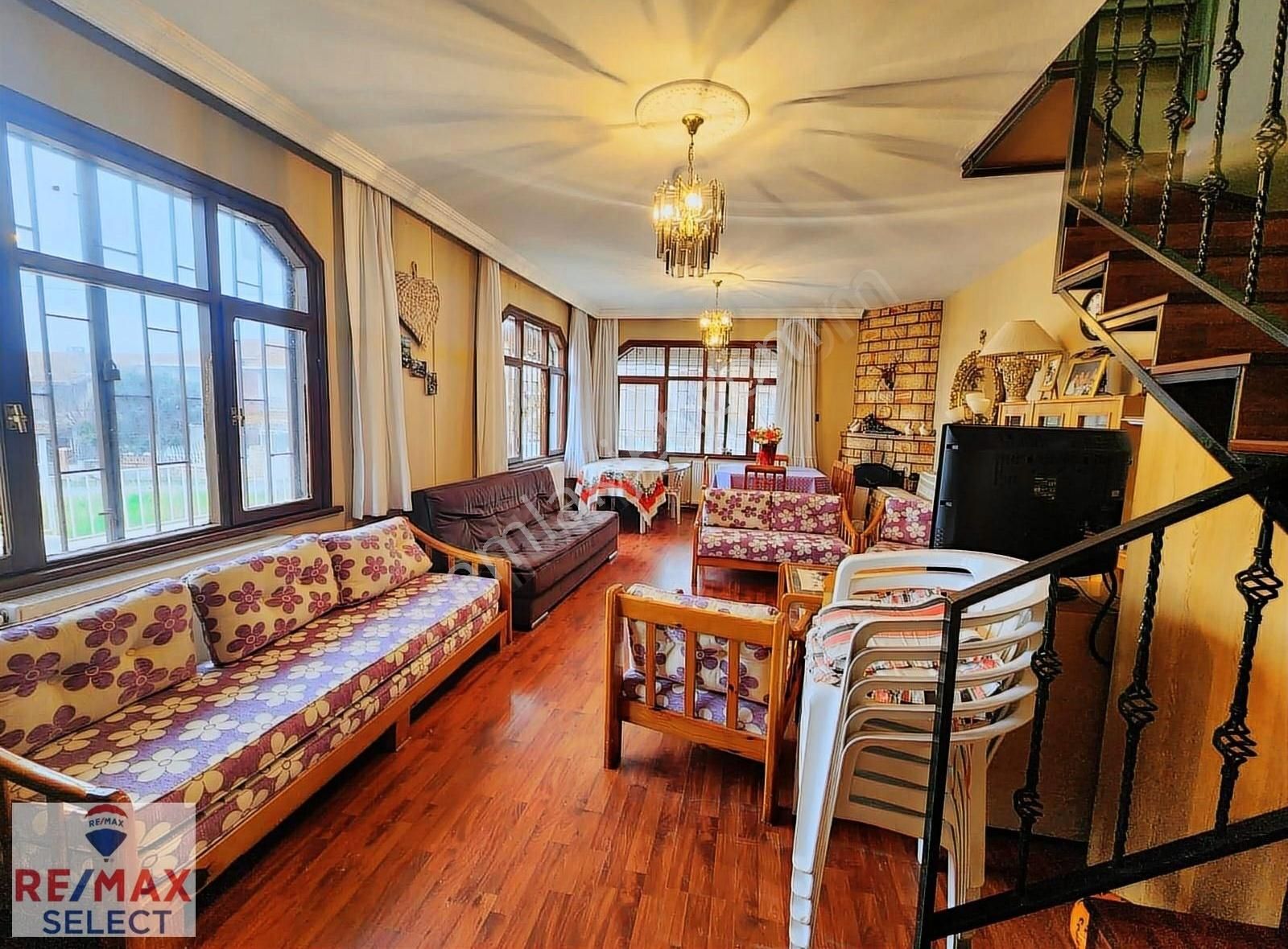 Remax Billur Bakan'dan Silivri Parkköy'de Satılık Dublex Villa - Görsel 12