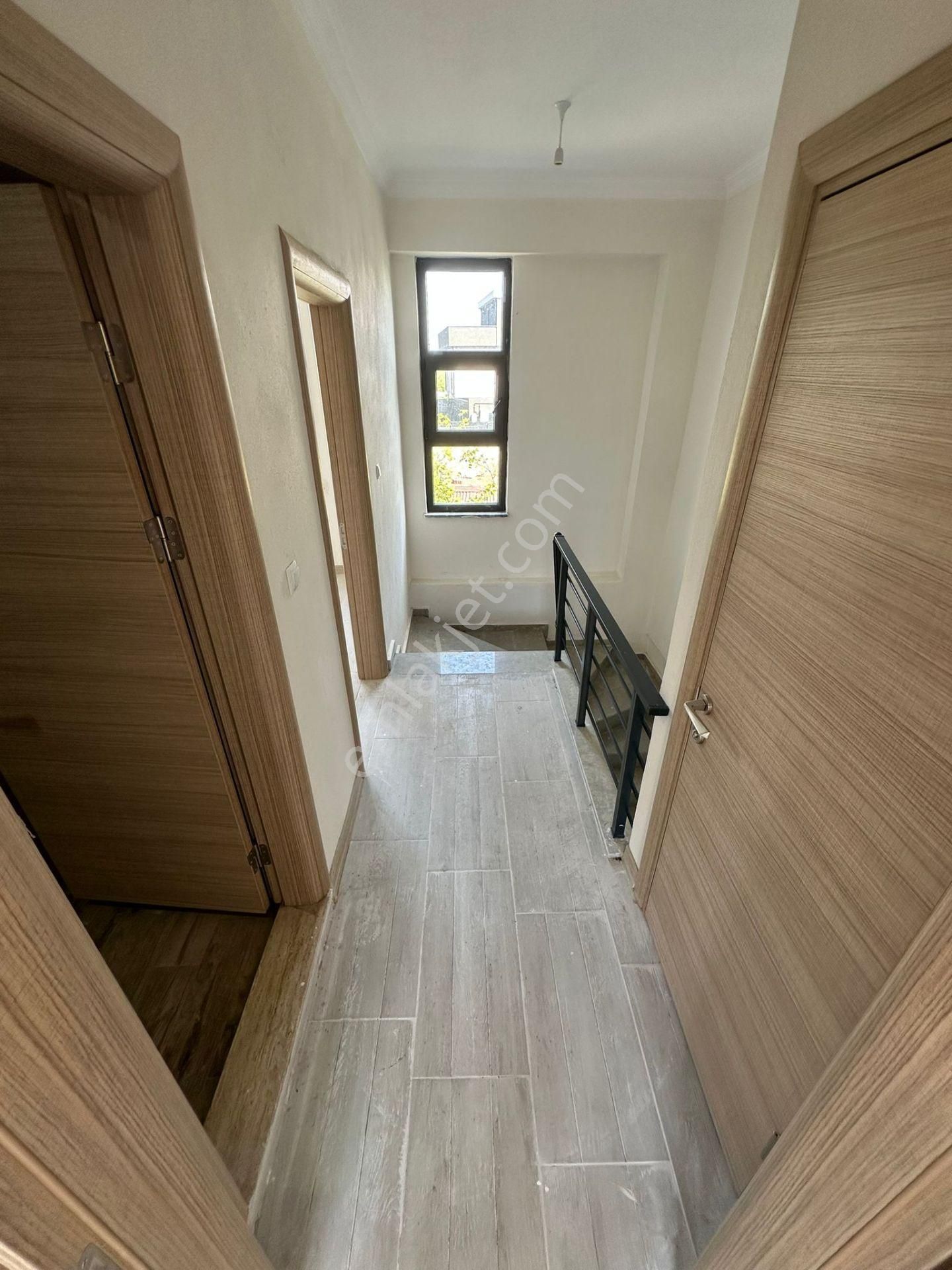 Turyap Sinan Varlık'tan Satılık Şömineli 2+1 Sıfır Dubleks Villa - Görsel 27