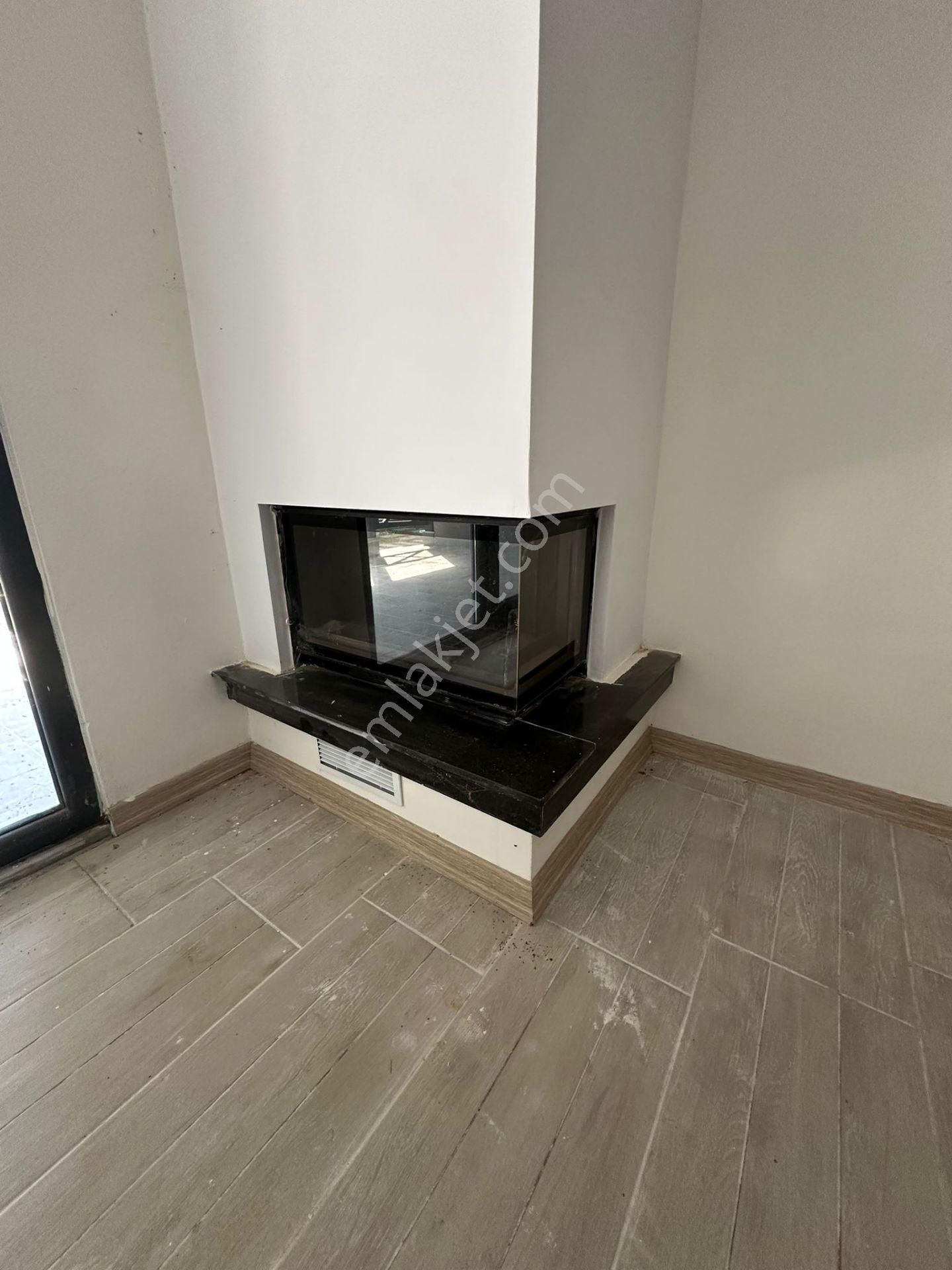 Turyap Sinan Varlık'tan Satılık Şömineli 2+1 Sıfır Dubleks Villa - Görsel 12