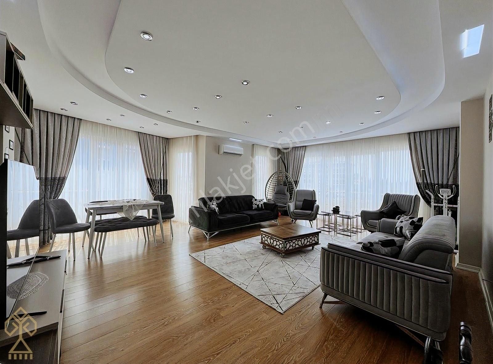 Cennetayağı Yürüyüş Yolunda Lüks Tasarım Ara Kat Satılık Daire