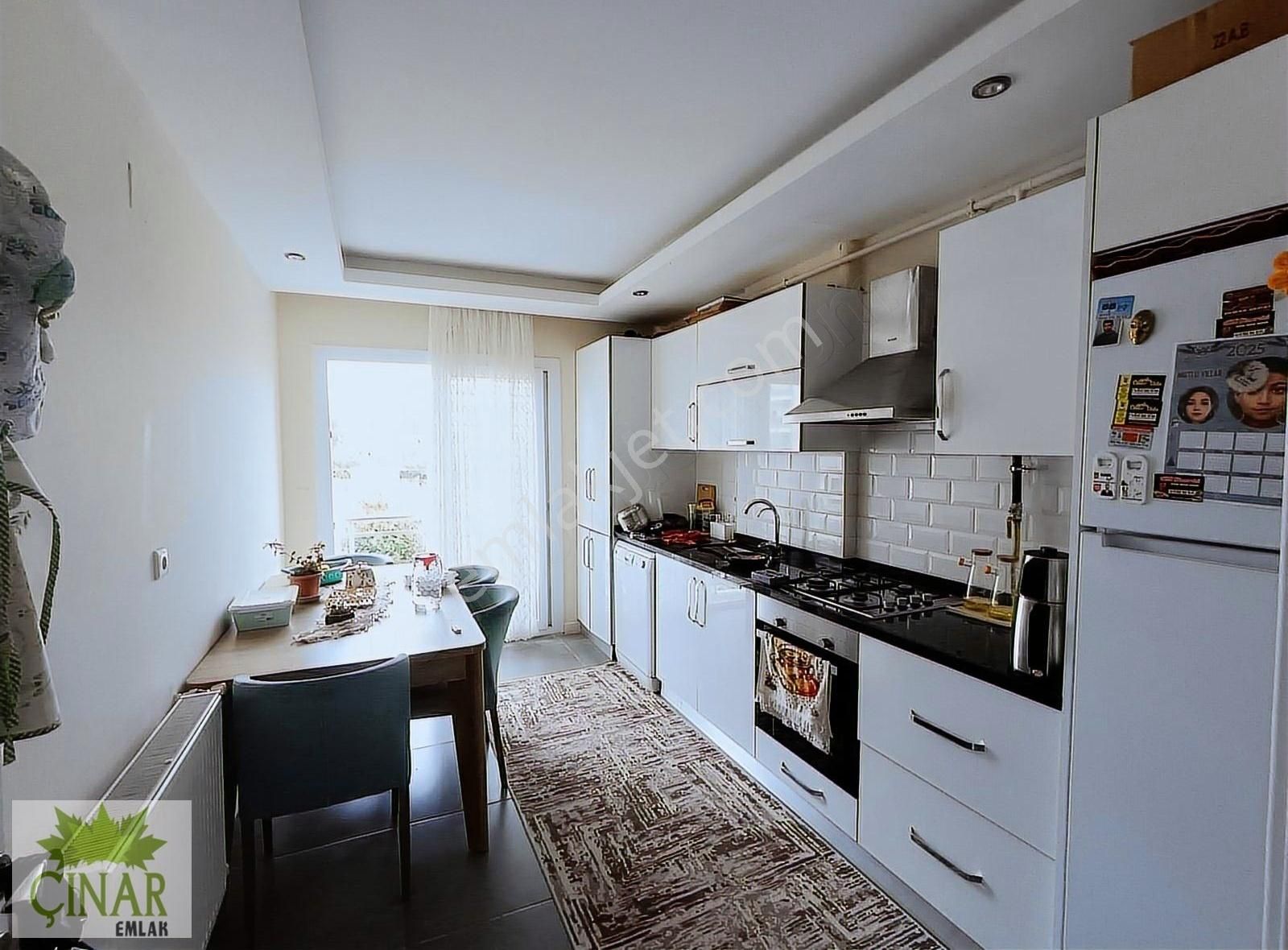 Çınar Emlak'tan Ulus Mh.blv Üzeri Satılık 2+1 Daire