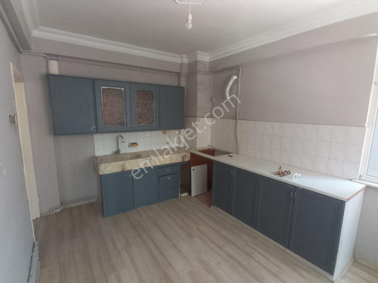 Rekoor Emlaktan 100.yıl Blv. 3+1 Kiralık Daire