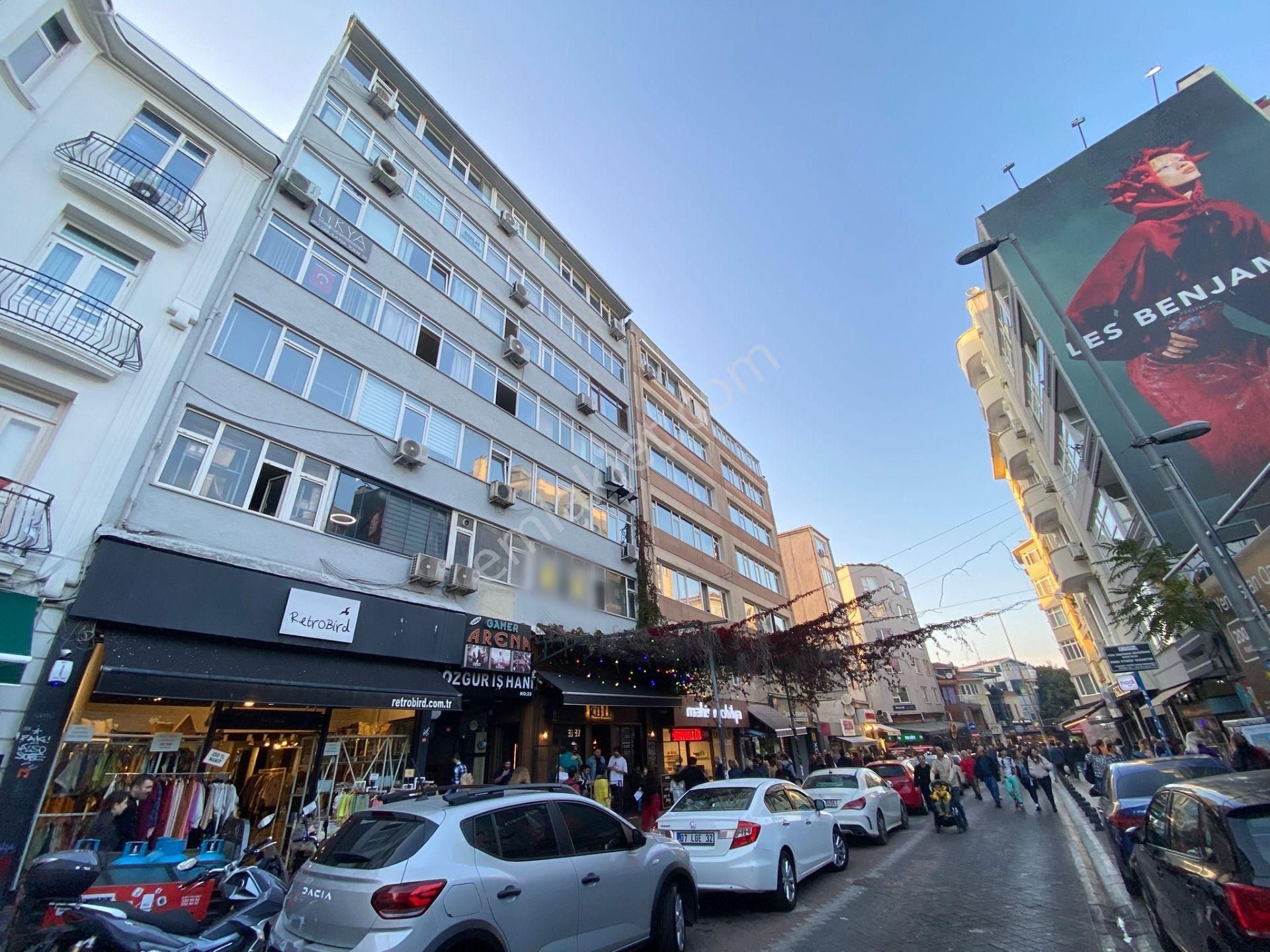 ▃artemin▃ Moda Cad. İş Hanı 1.kat Ön Cephe 25m² Büro & Ofis !