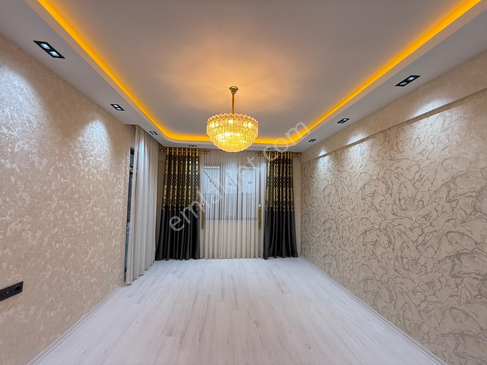 Alpaslan Mahallesi Satılık 2+1 Daire