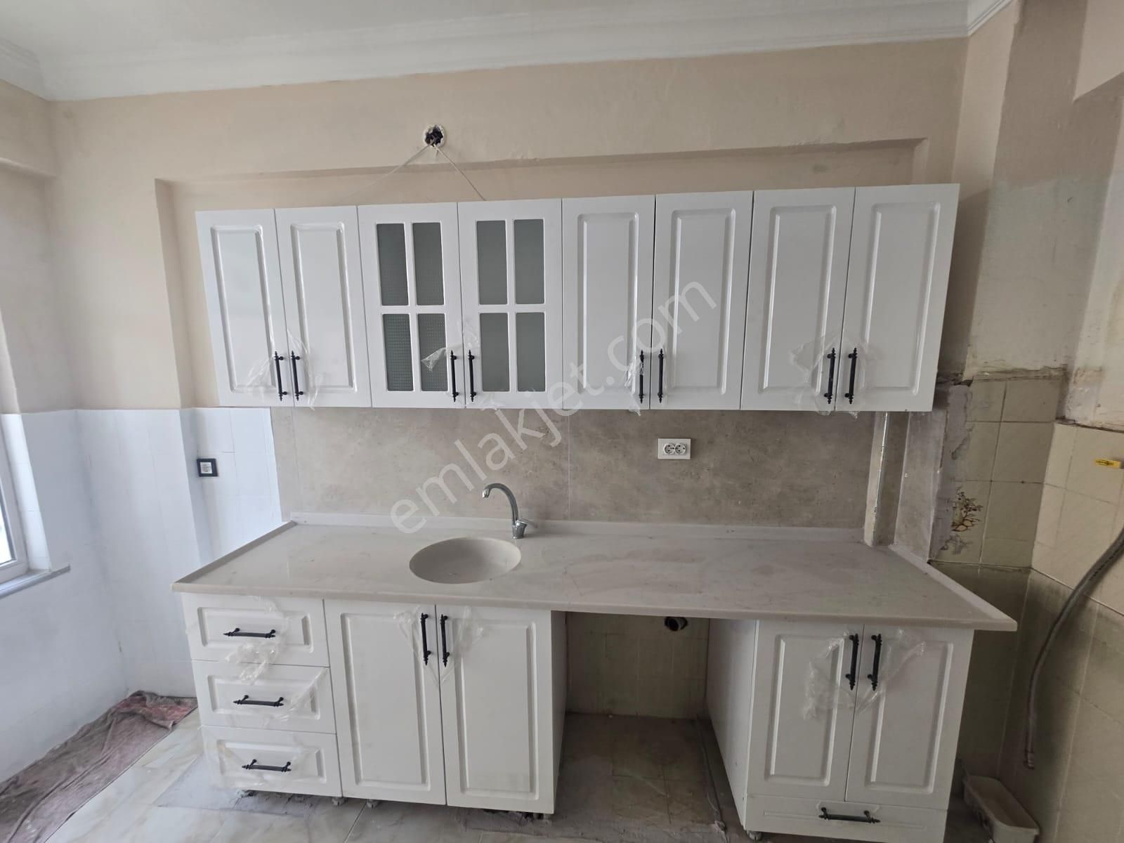 Bahçelievler'de Dsi Yakını, 125 M2 3+1 Doğalgazlı Temiz Daire