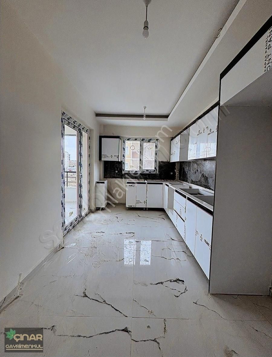 Mimsin Anayol Cepheli 3+1 Satılık Kombili Kısa Katlı Daire