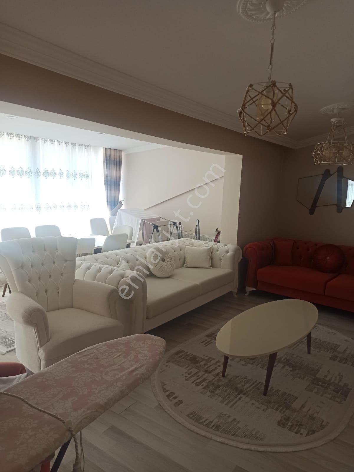 Kütahya Merkez Meydan Mah. Satılık 4+1 Dubleks Daire