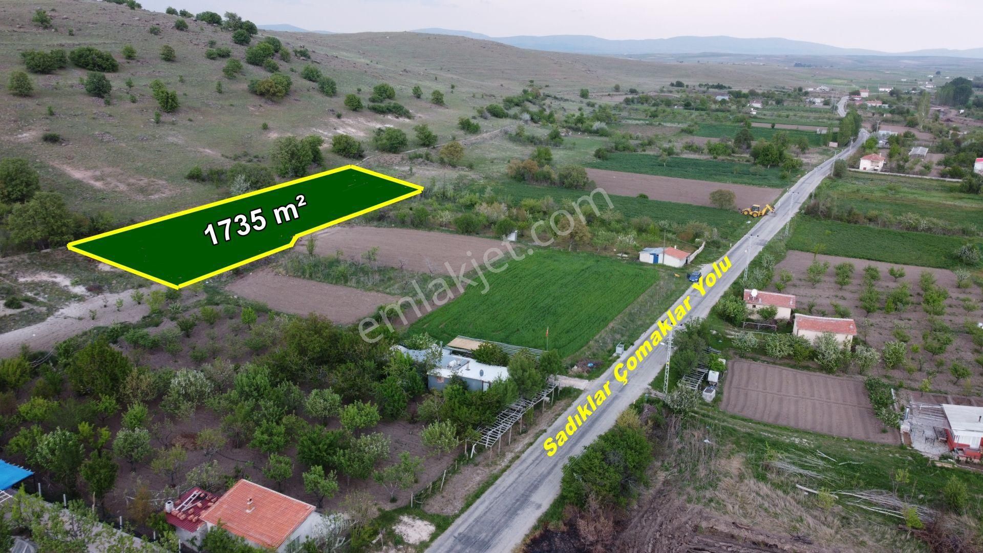 Konya / Meram / Çomaklar Mahallesinde 1.735 M² Müstakil Tapulu Tarla