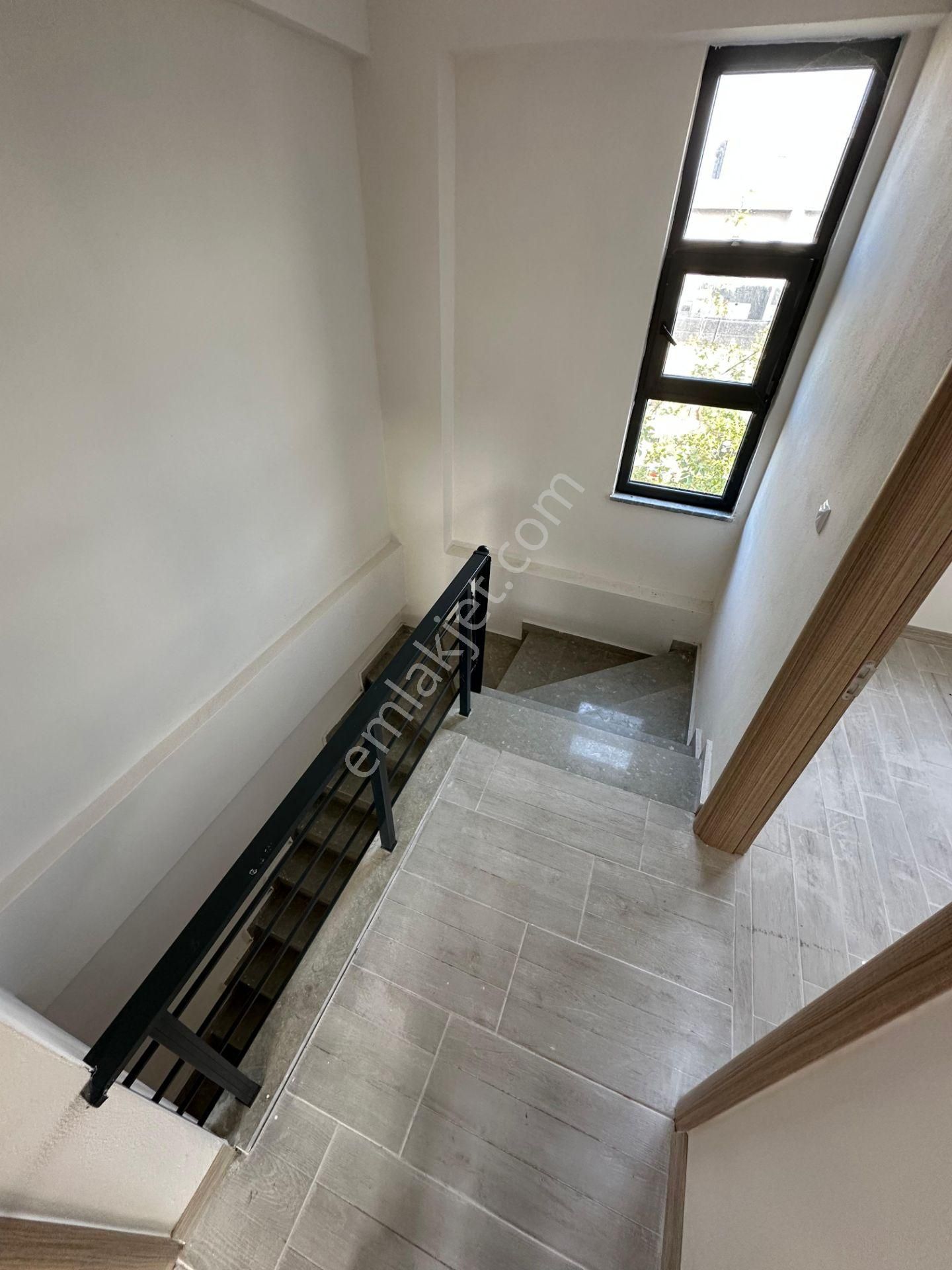 Turyap Sinan Varlık'tan Satılık Şömineli 2+1 Sıfır Dubleks Villa - Görsel 30