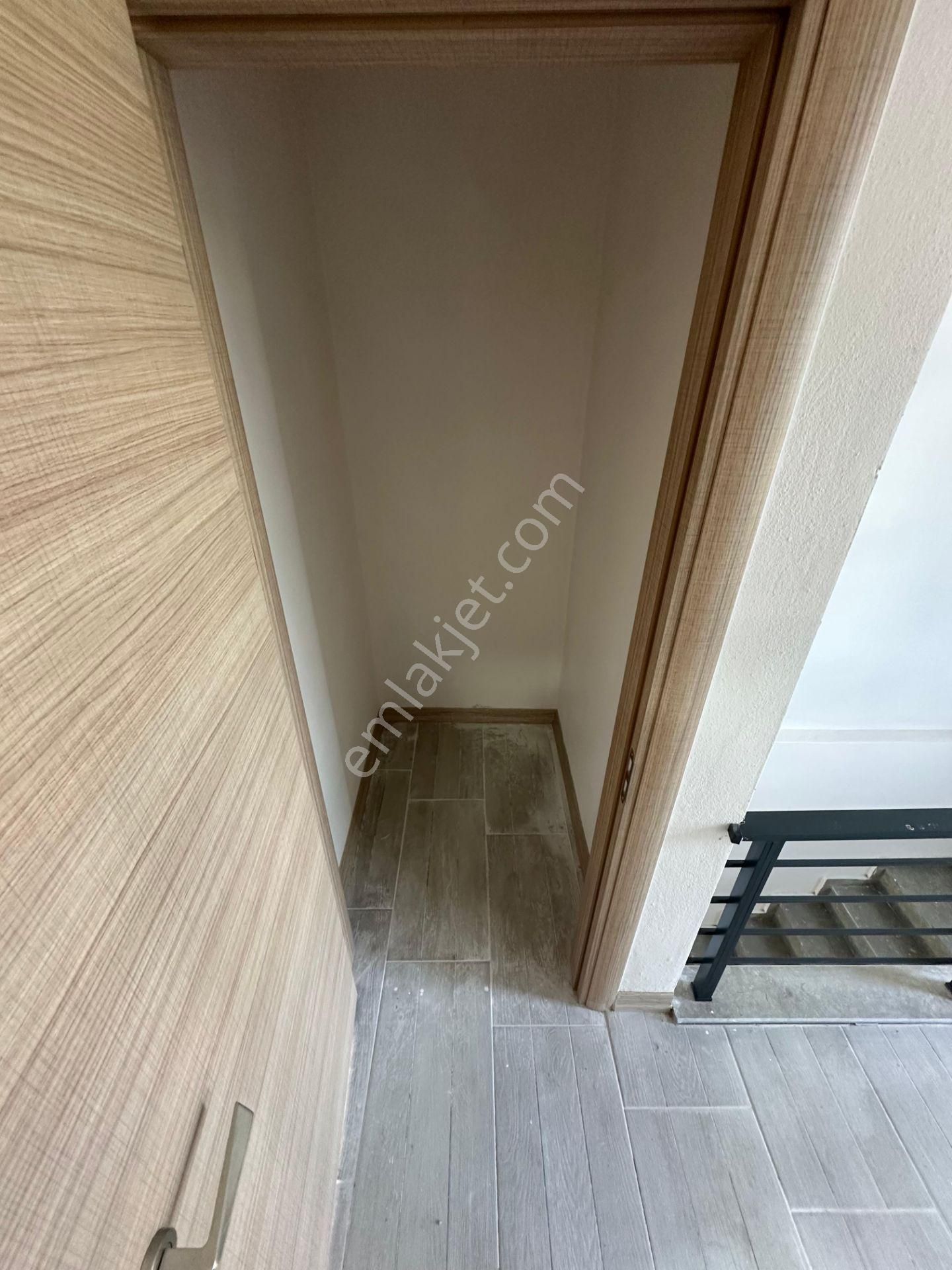 Turyap Sinan Varlık'tan Satılık Şömineli 2+1 Sıfır Dubleks Villa - Görsel 27