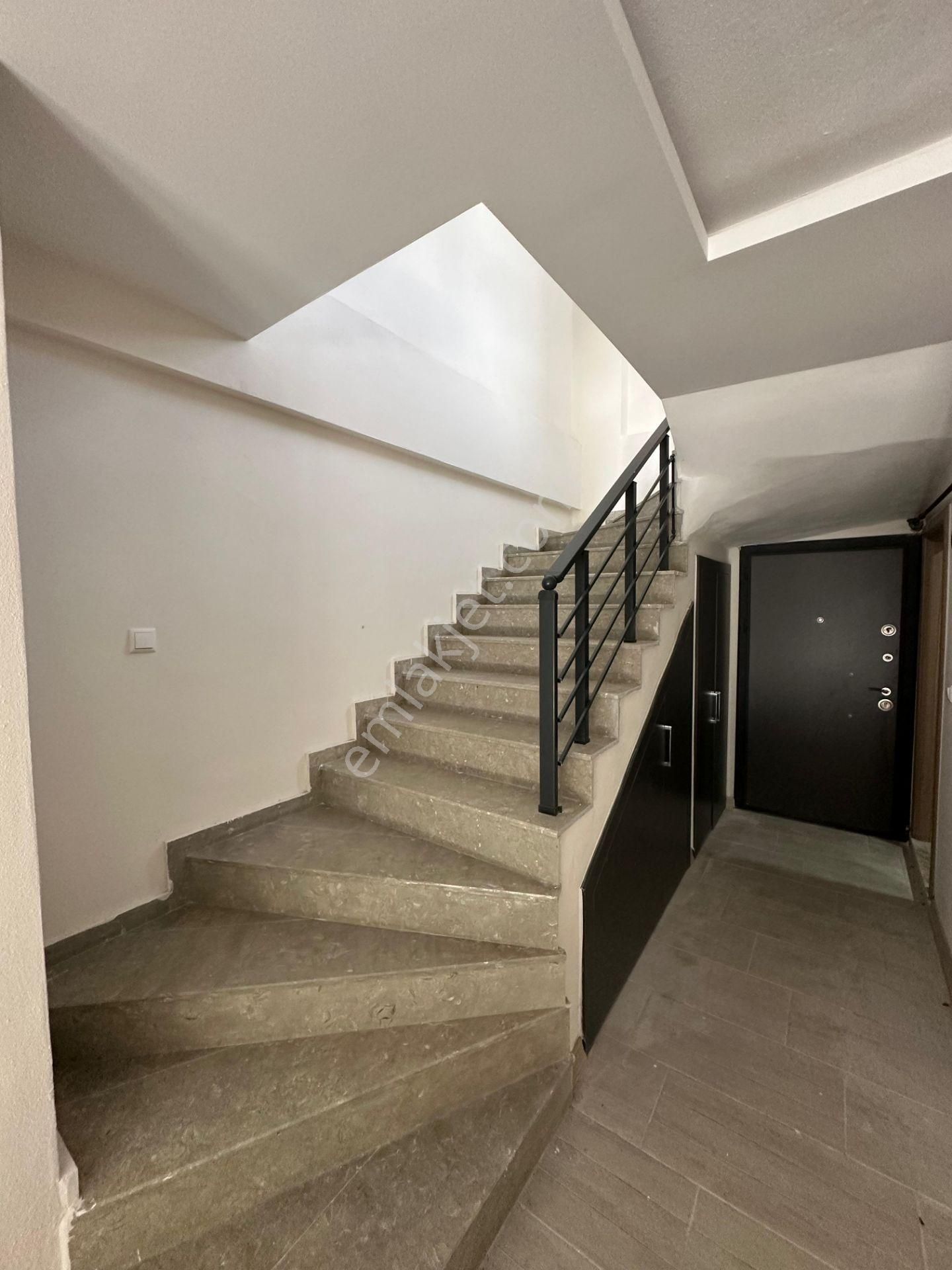 Turyap Sinan Varlık'tan Satılık Şömineli 2+1 Sıfır Dubleks Villa - Görsel 19