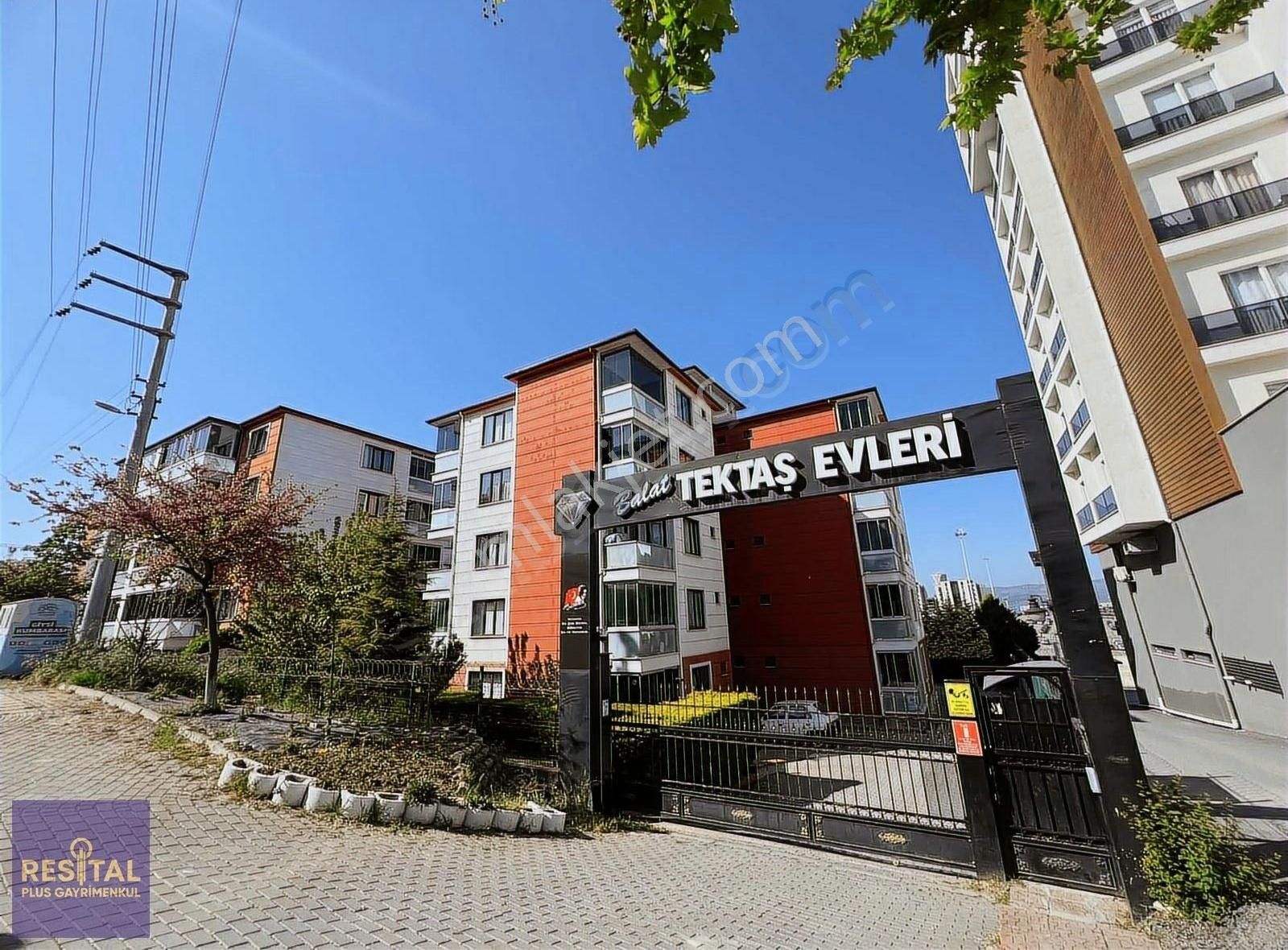 Balat Tektaş Sitesi 2+1 Satılık Daire