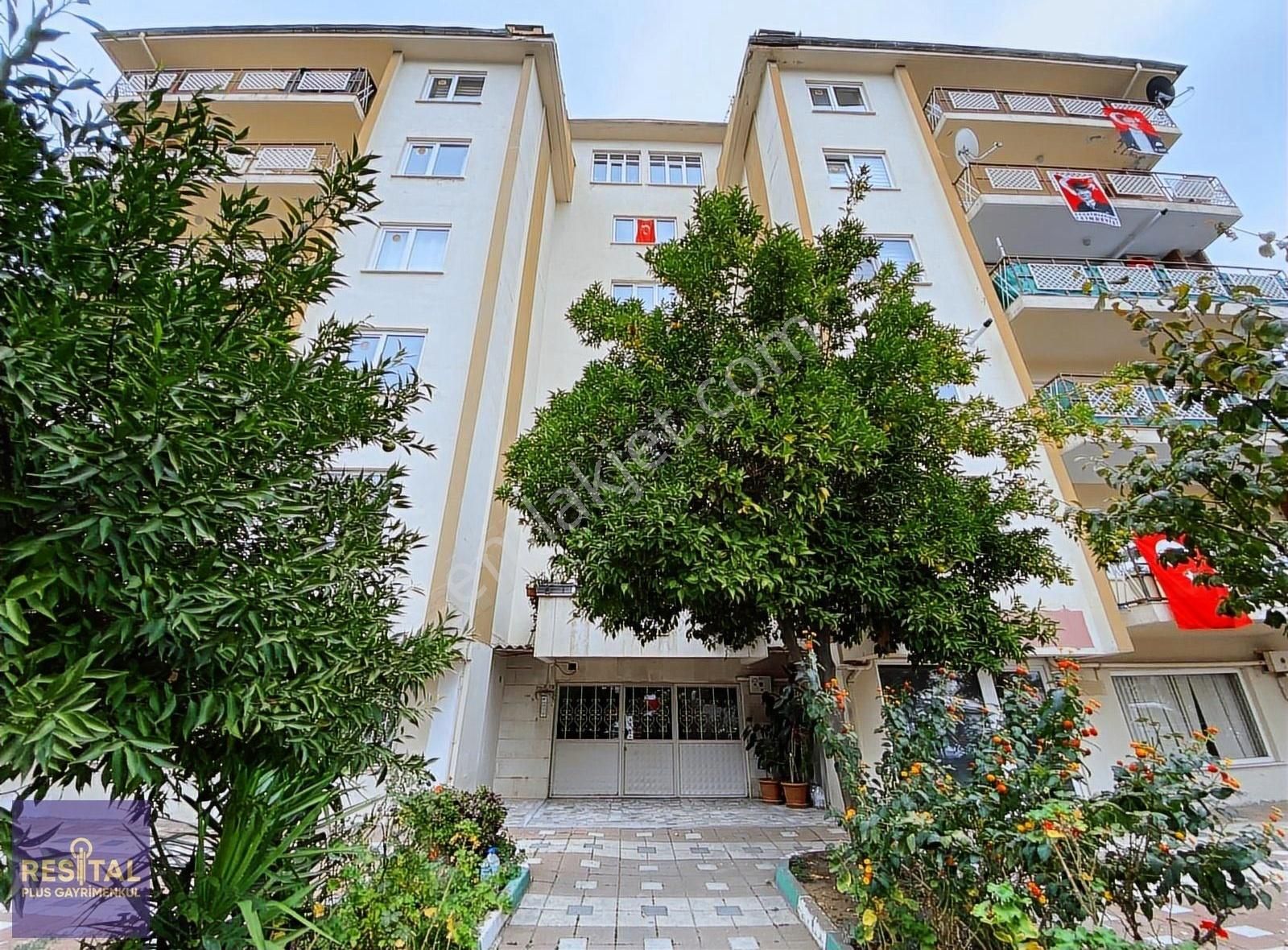 Podyumpark'a Yürüme Mesafesinde 2+1 110m2 Daire