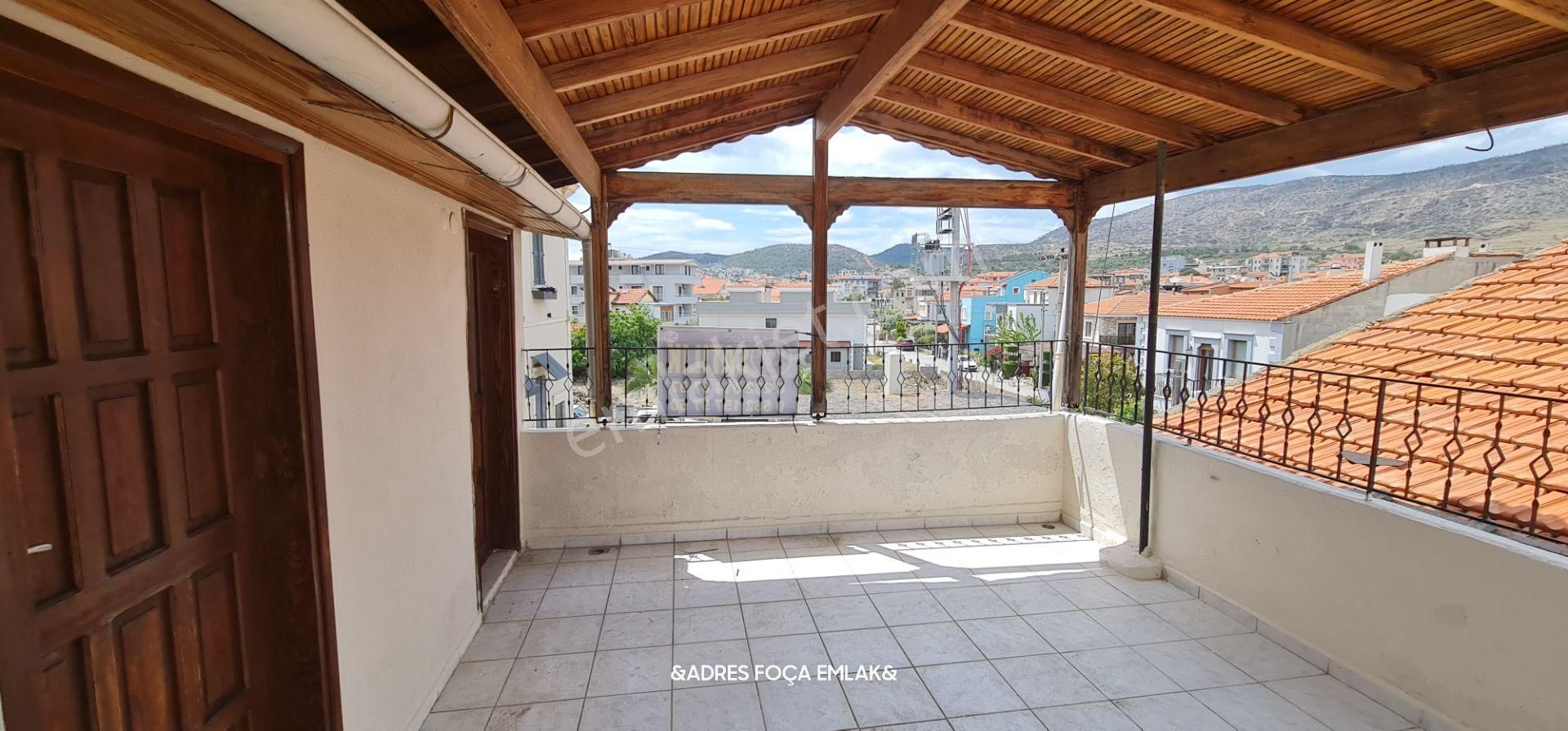 Yenifoça Tam Merkezde Satılık Teraslı Dubleks Yazlık - Görsel 11