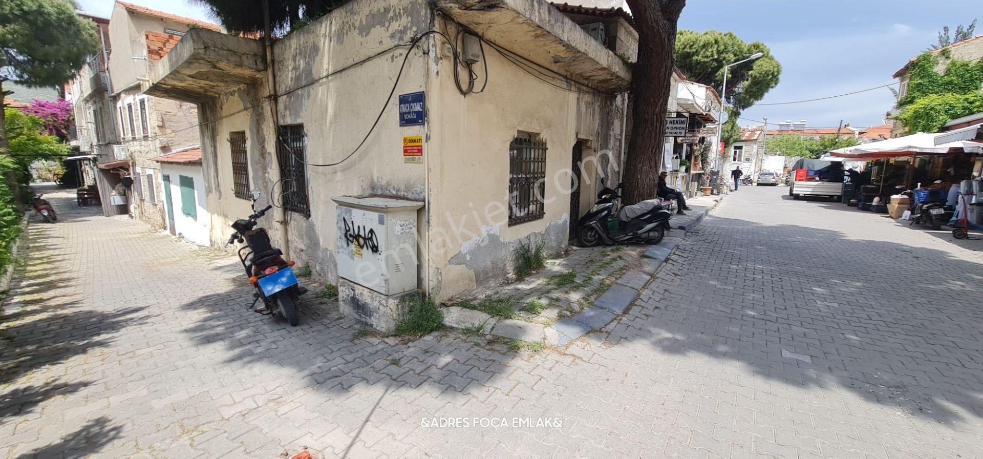 Yenifoça Tam Merkezde Satılık Teraslı Dubleks Yazlık - Görsel 5